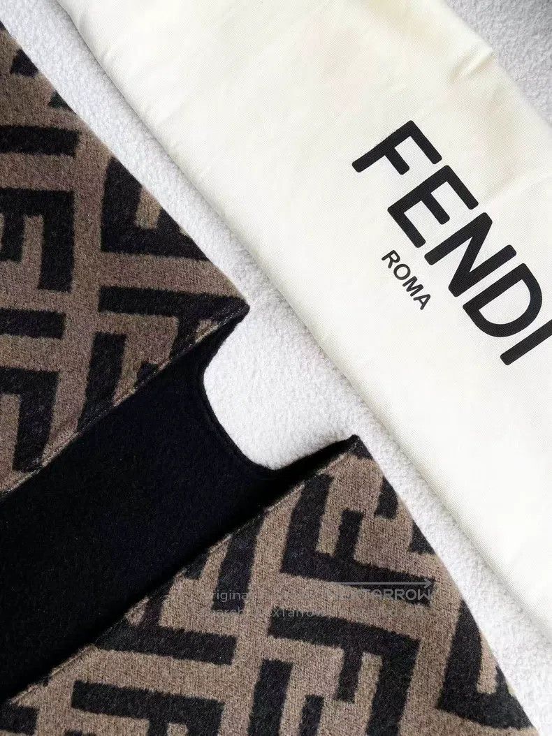 Fendi Fendi Wool Monogrammed Double-Faced Cloak Cape, Length 81 Size ONE SIZE - 7 Thumbnail