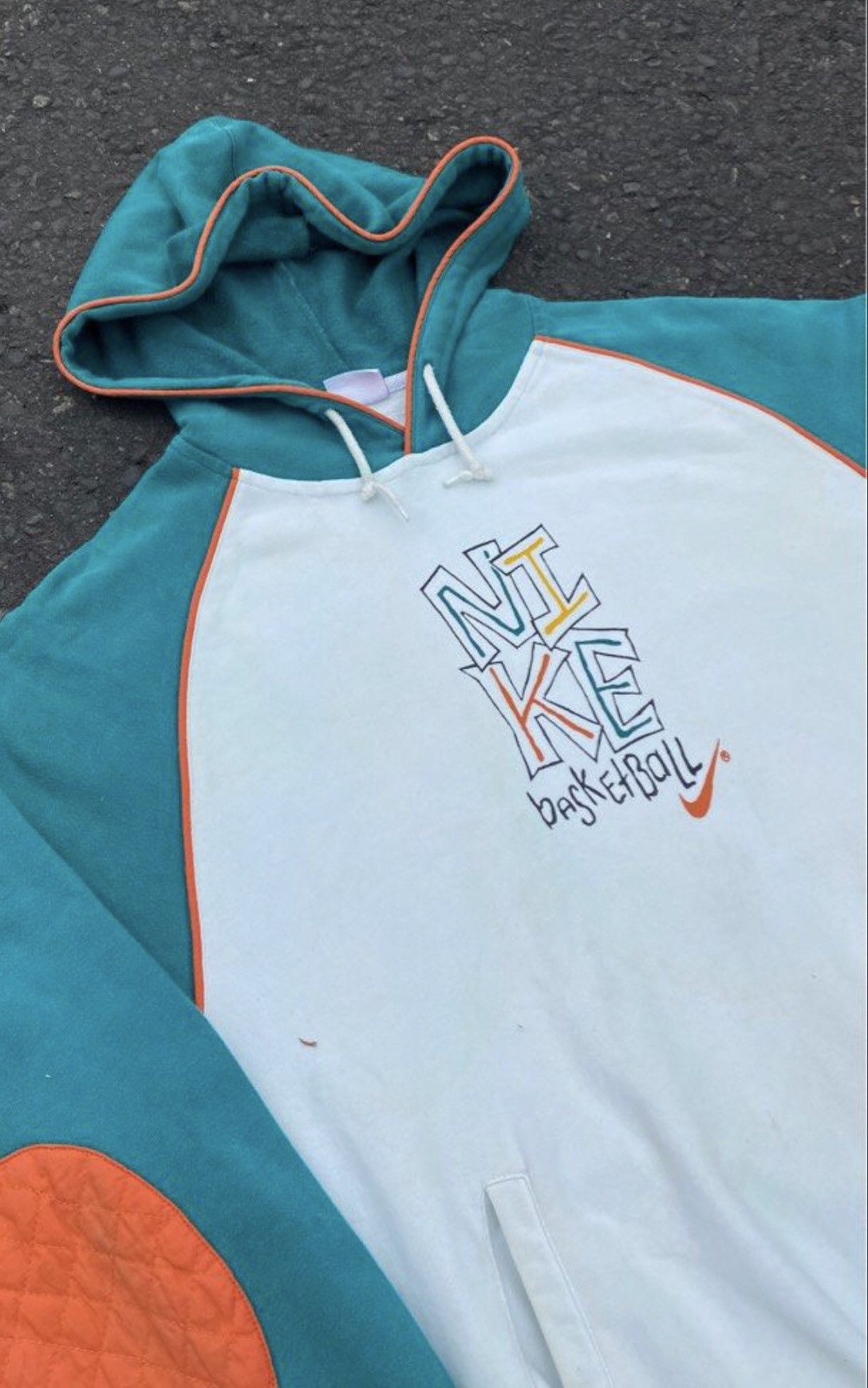 Nike × Vintage Nike Vintage Basketball Hoodie Size US XL / EU 56 / 4 - 4 Thumbnail