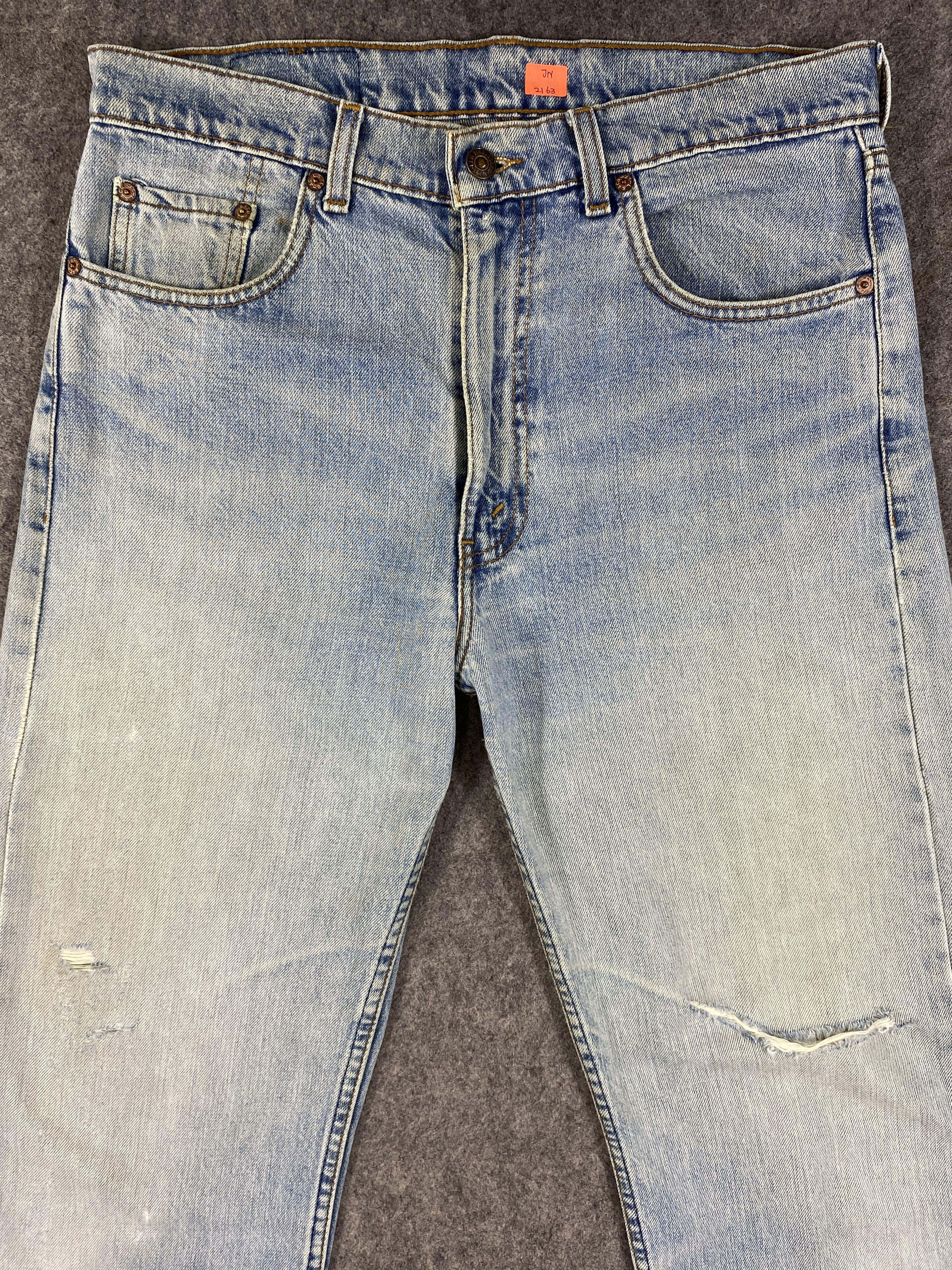 Vintage Light Blue Wash Vintage Levi's Jeans 33x29 Denim -JN2163 Size US 33 - 3 Thumbnail
