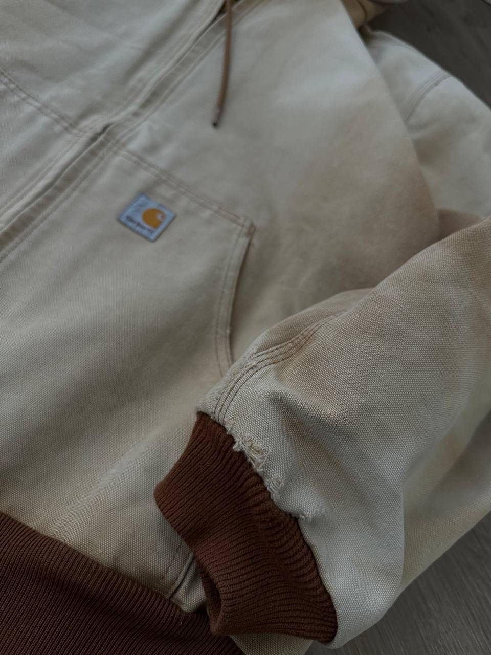 Carhartt × Carhartt Wip × Vintage Vintage Carhartt Active Detroit Denim Beige Faded Jacket Size L / US 10 / IT 46 - 7 Thumbnail