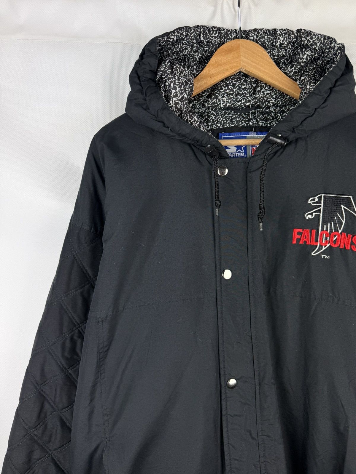 Starter Vintage Starter NFL Atlanta Falcons Hooded Bomber Jacket 90s Size US L / EU 52-54 / 3 - 2 Thumbnail