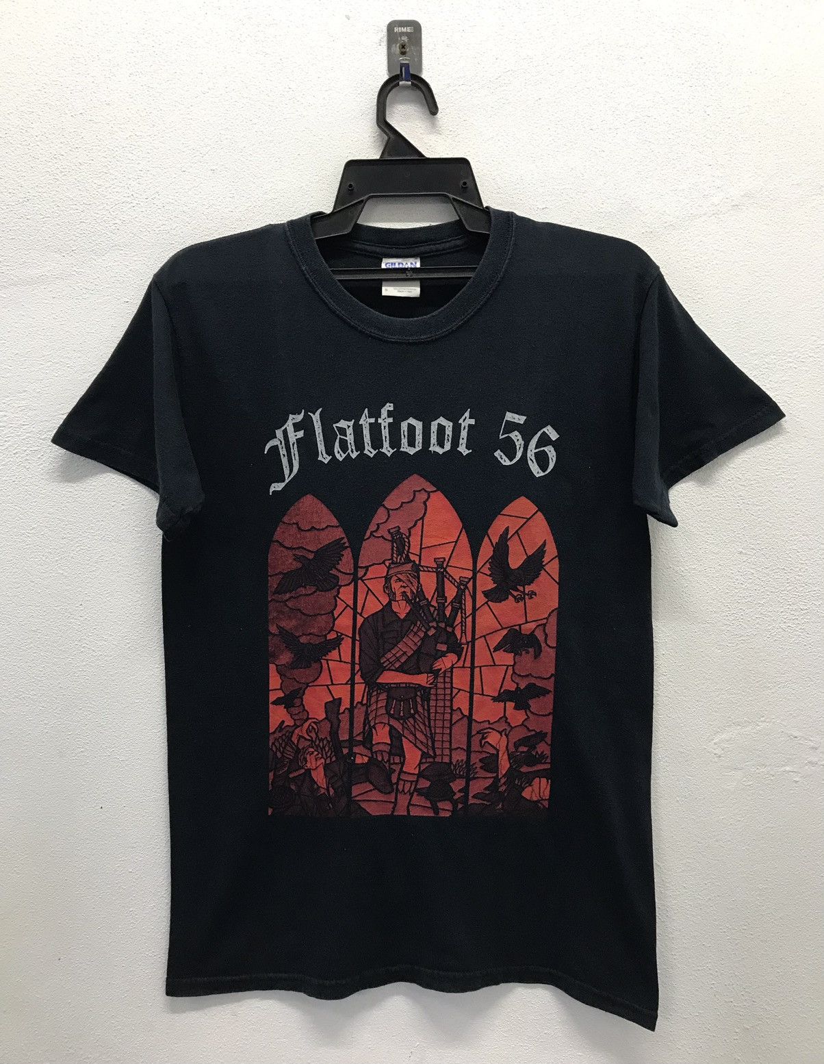 Band Tees × Gildan × Vintage Vintage Gildan Band Flatfoot 56 Shirt Size US S / EU 44-46 / 1 - 1 Thumbnail