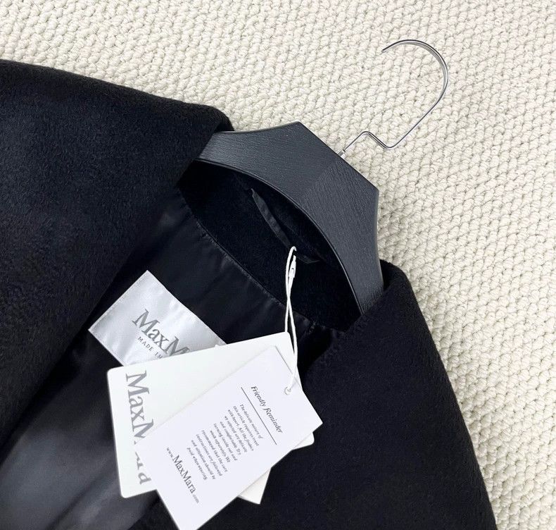 Max Mara Max Mara Black bathrobe cashmere coat Size M / US 6-8 / IT 42-44 - 3 Thumbnail