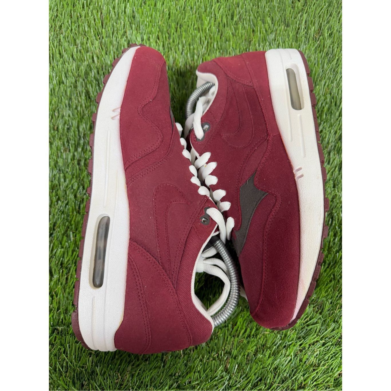 Nike Size 9.5 *RARE* Nike Air Max 1 Tonal Pack “Team Red” (308866 Size US 9.5 / EU 42-43 - 5 Thumbnail