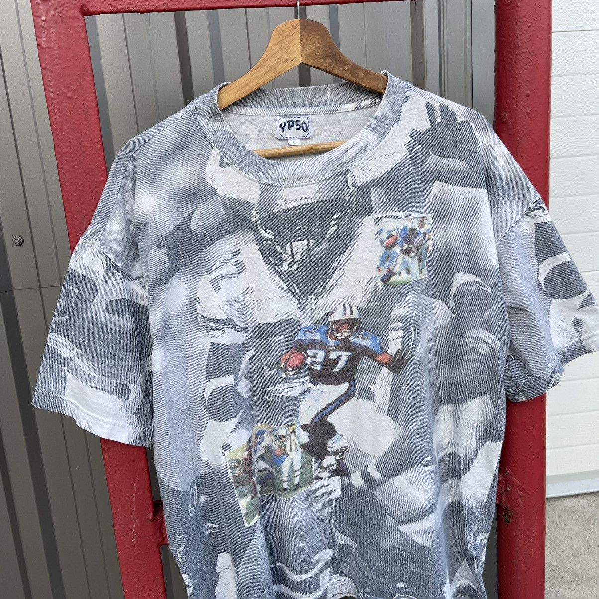 NFL × Vintage VINTAGE 90s ALL OVER PRINT TEE T-SHIRT BOXY NFL Size US L / EU 52-54 / 3 - 2 Thumbnail