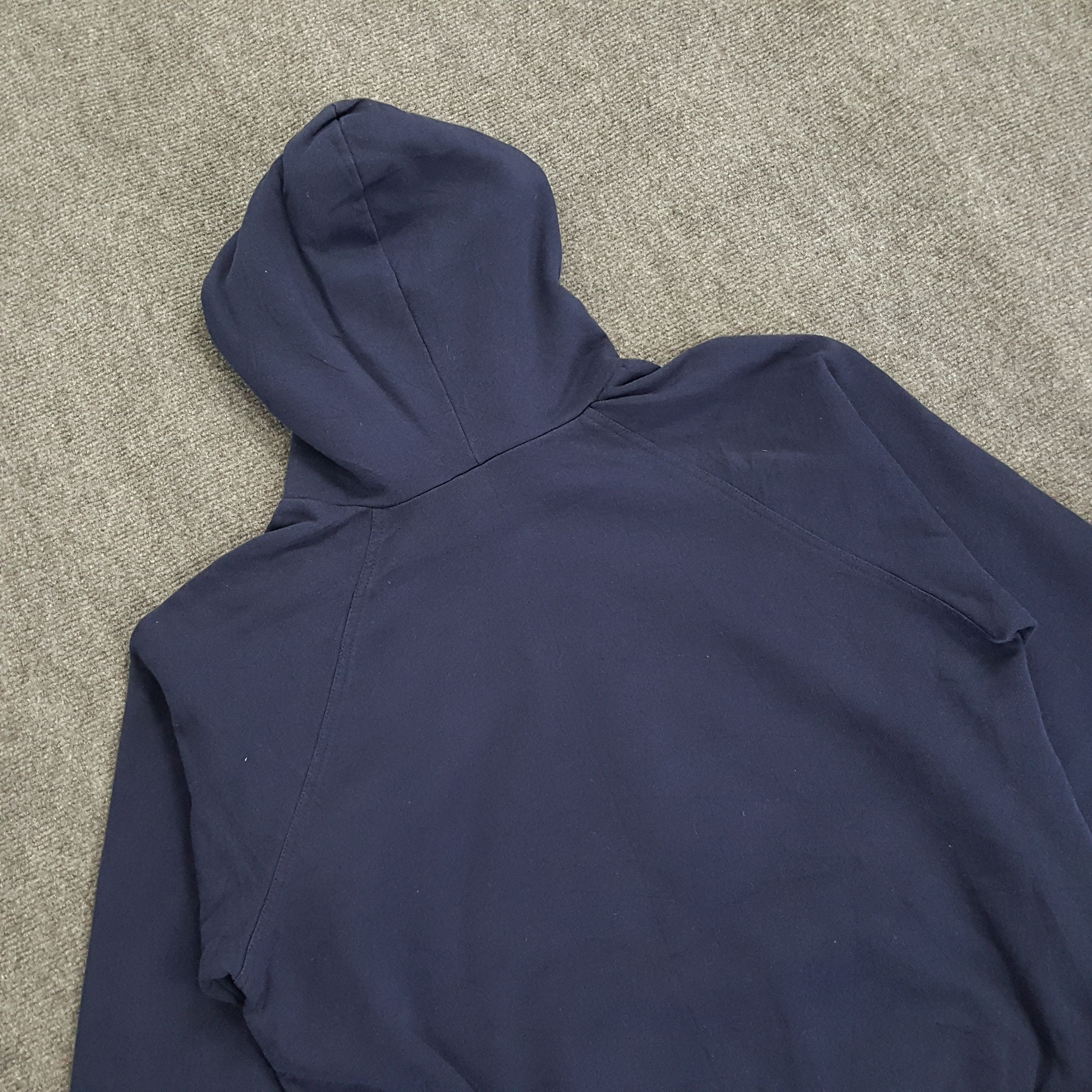 Vintage Universidad de Salamanca Spain College Hoodies Size US M / EU 48-50 / 2 - 4 Thumbnail