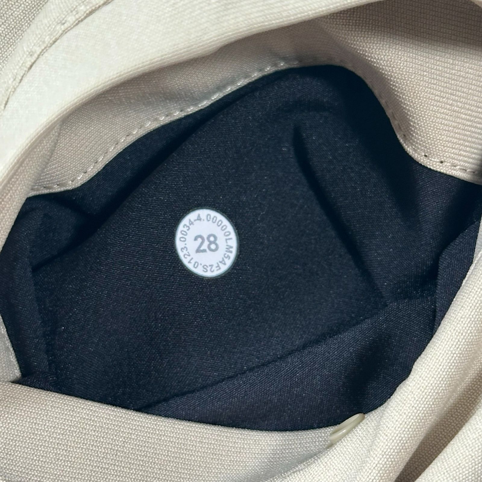 Lululemon Lululemon Commission Slim Warpstreme Pants Size 28 Size US 28 / EU 44 - 6 Thumbnail