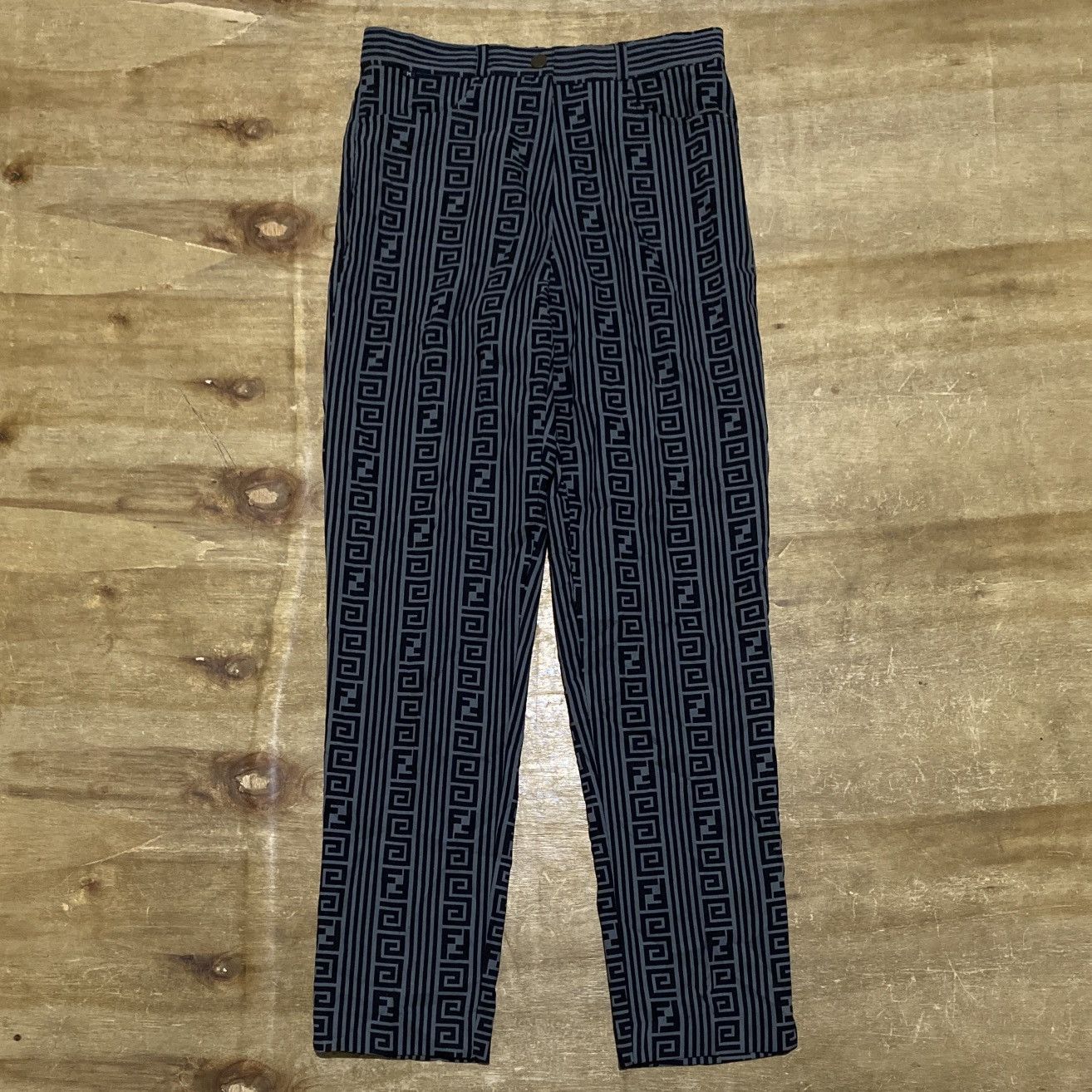 Fendi Fendi women pants Size 30" / US 8 / IT 44 - 1 Thumbnail