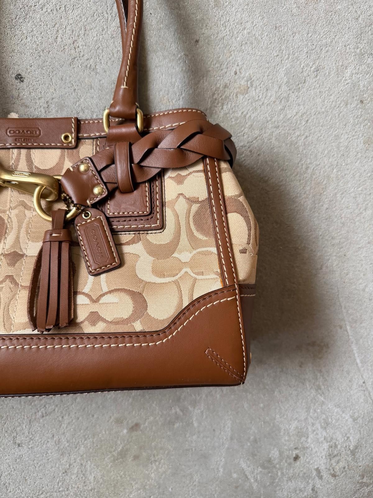 Coach Coach Signature Hampton Clip Shoulder Bag Beige/Brown Size ONE SIZE - 5 Thumbnail