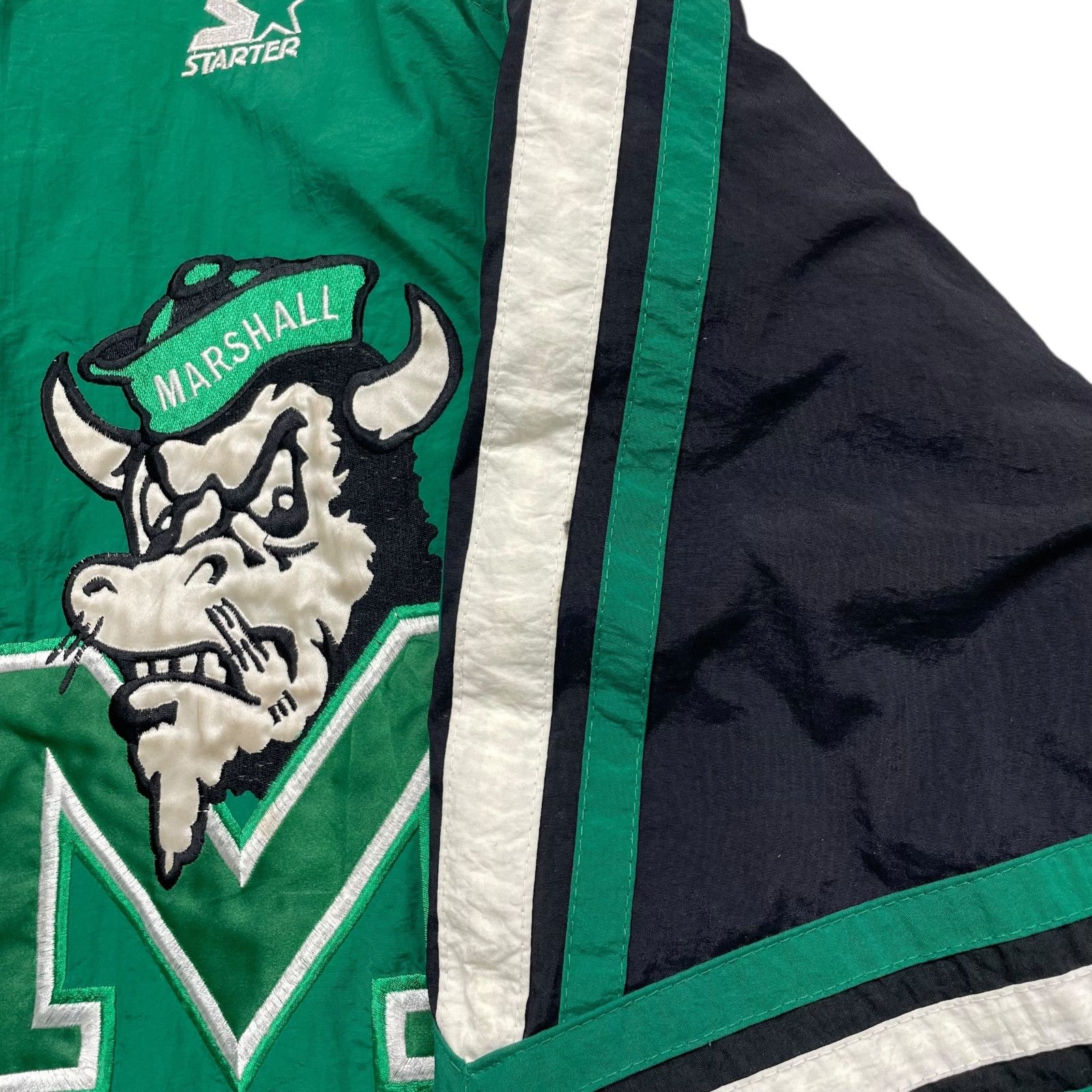 NCAA VTG 90s MARSHALL THUNDERING HERD STARTER PUFFER JACKET Sz XL Size US XL / EU 56 / 4 - 9 Thumbnail