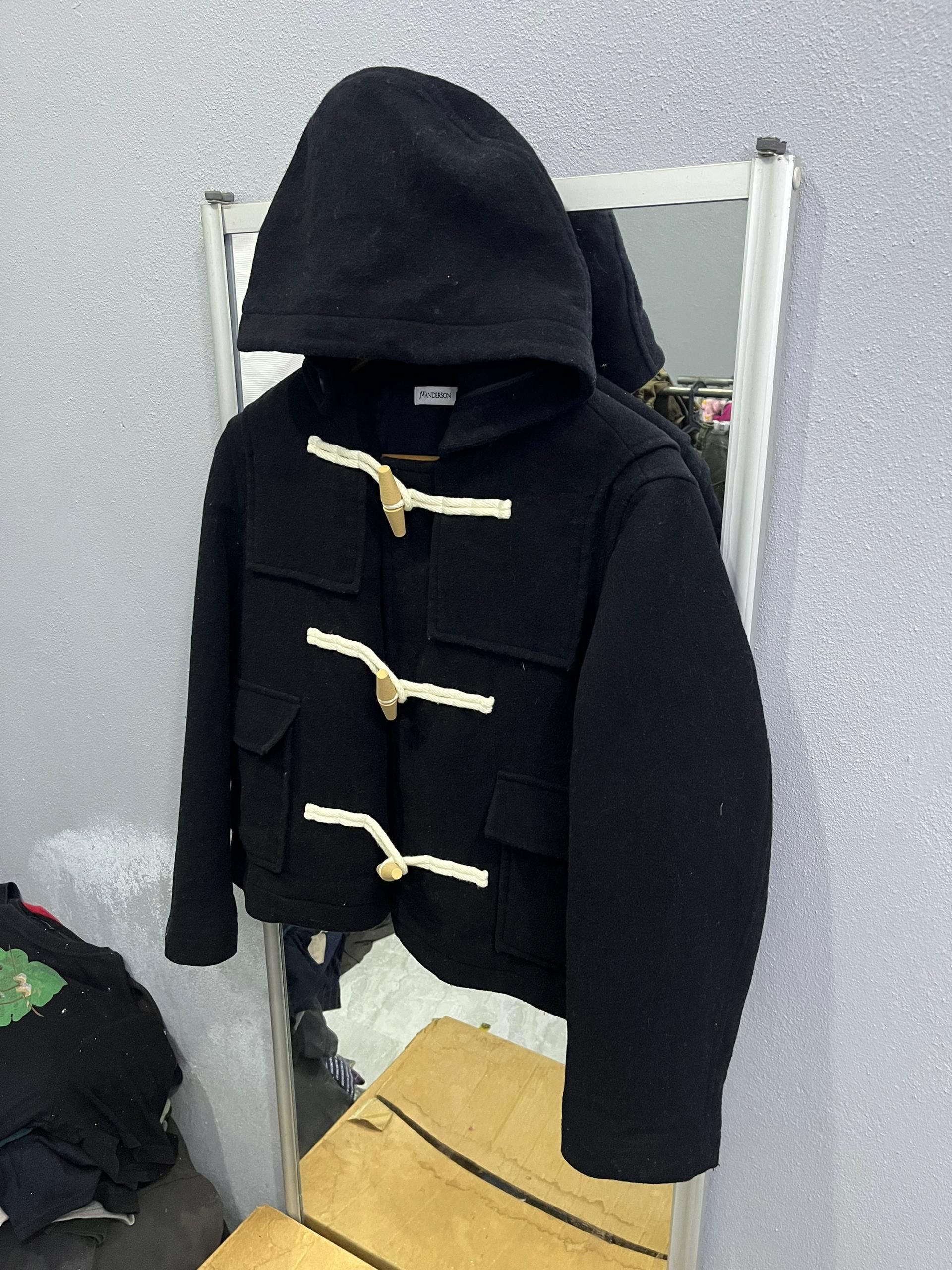JW Anderson × Uniqlo JW Anderson x Uniqlo Cropped Duffle Jacket Size S / US 4 / IT 40 - 2 Thumbnail