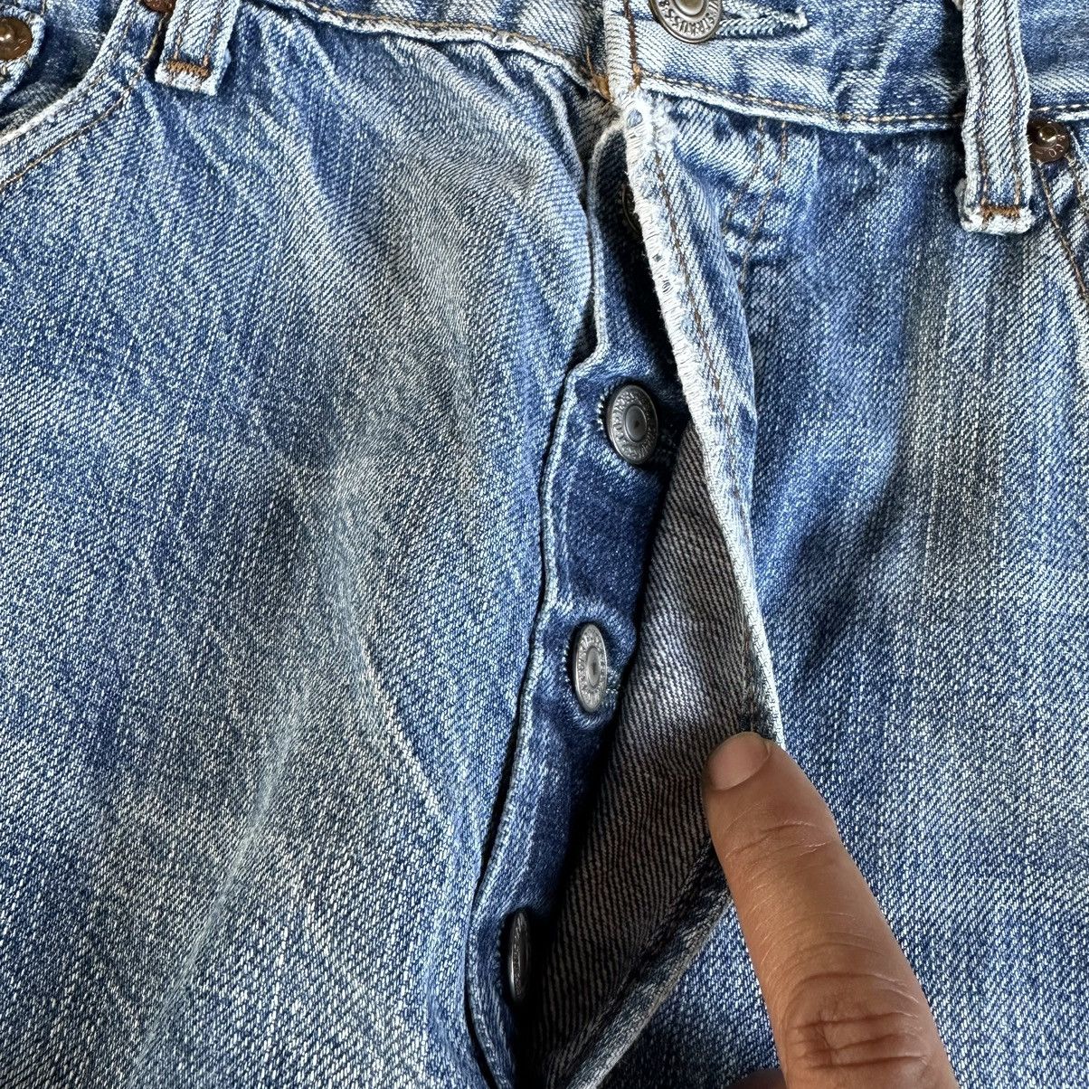 Levi's Levis 501 Distressed Blue Vintage Denim D577 Size US 32 / EU 48 - 14 Thumbnail