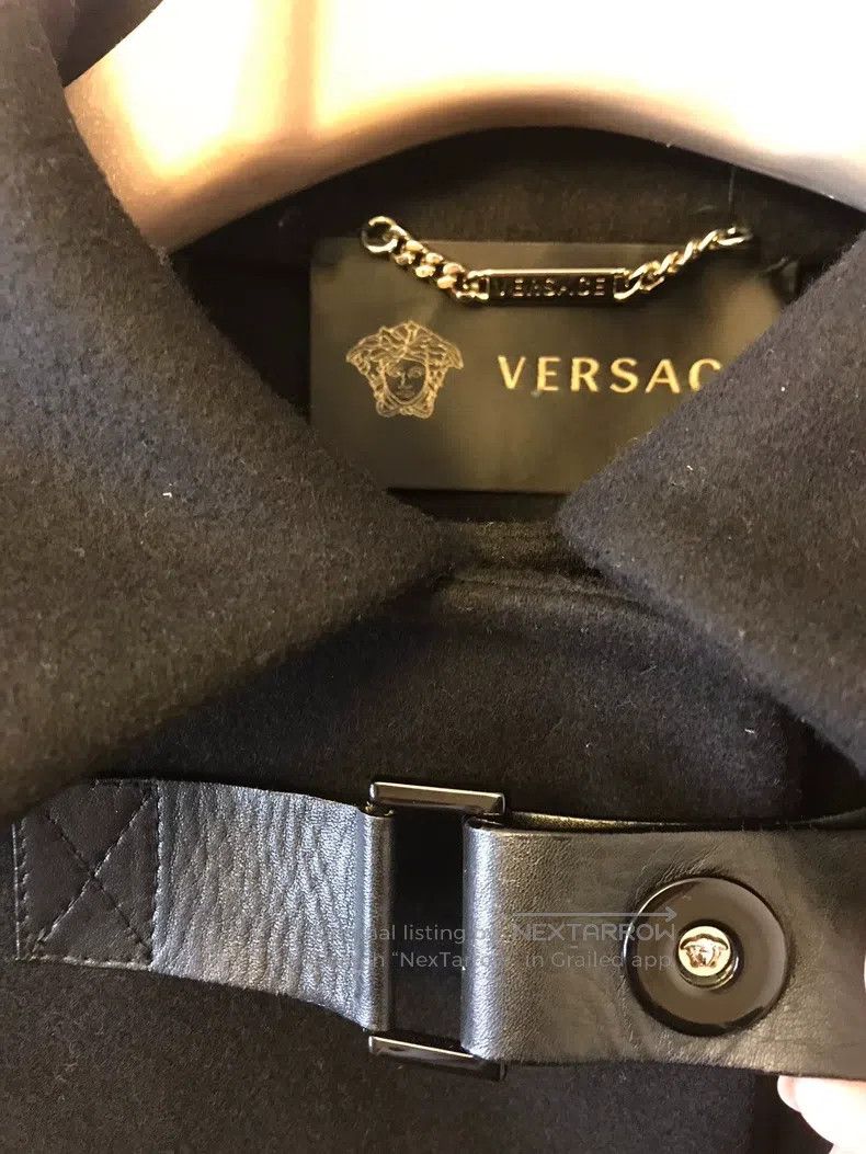Versace Versace Women's cloak coat Size M / US 6-8 / IT 42-44 - 2 Thumbnail