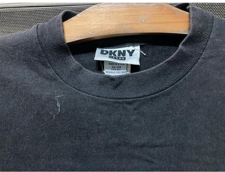 DKNY Vintage T Shirts Dkny 90s Size US L / EU 52-54 / 3 - 3 Thumbnail