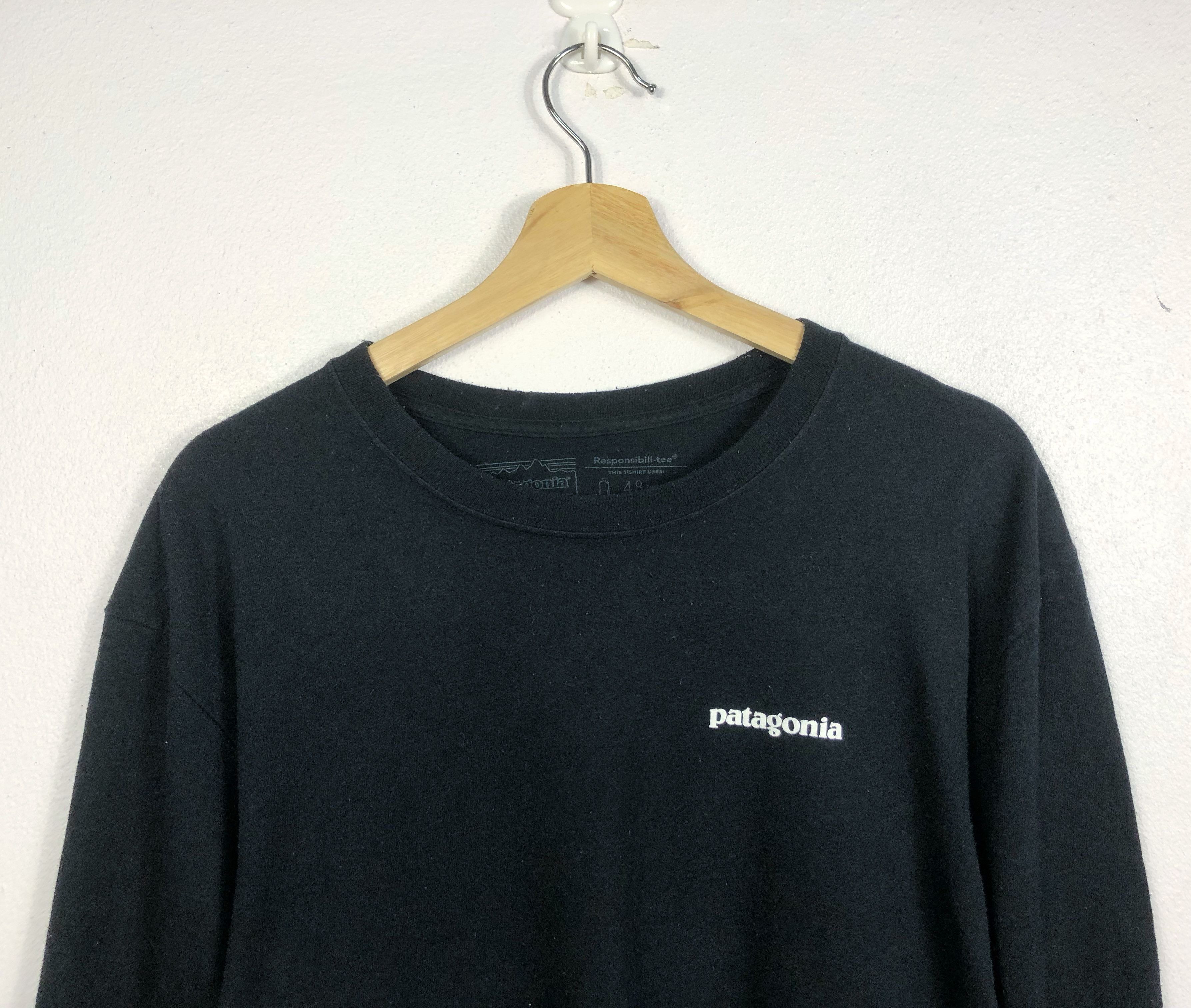 Patagonia Rare Patagonia Big Logo LS Tee Size US M / EU 48-50 / 2 - 3 Thumbnail
