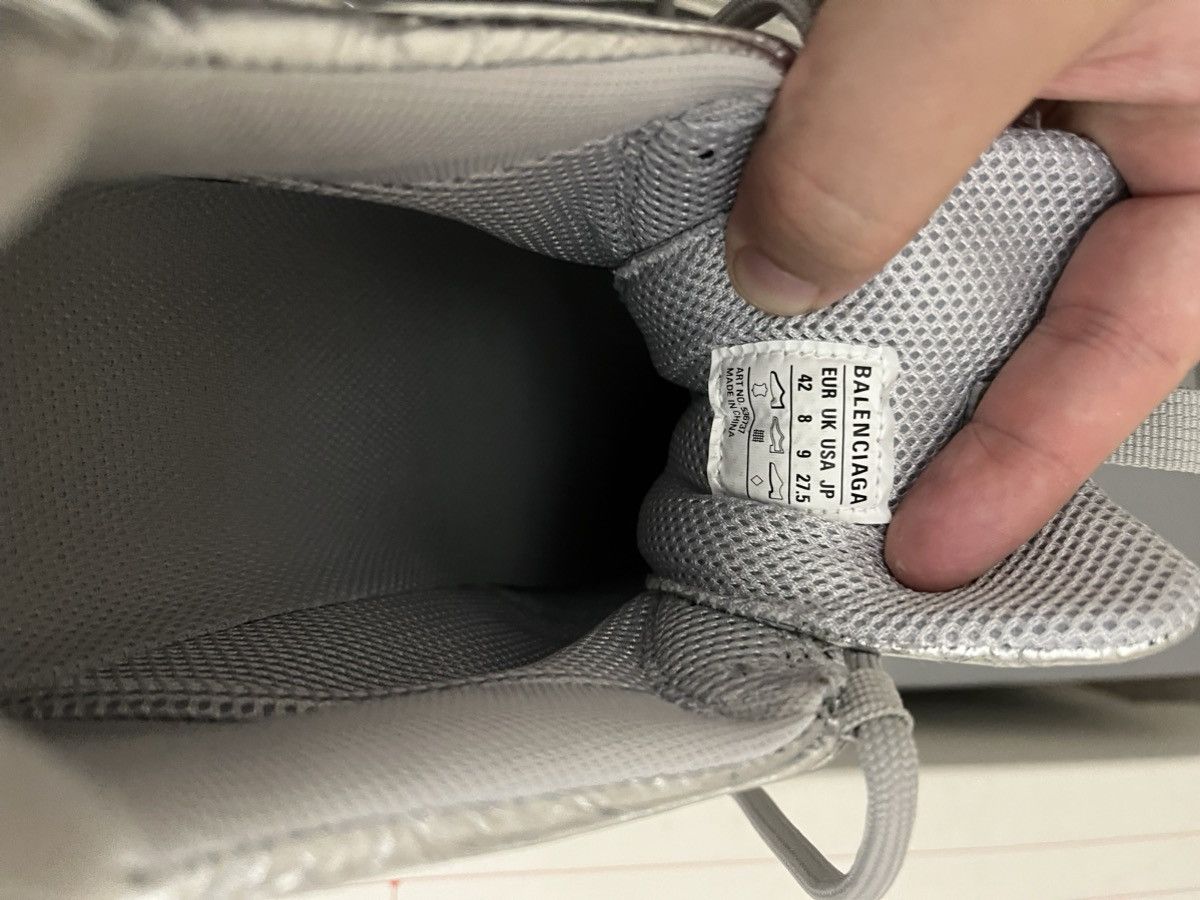 Balenciaga Balenciaga Triple S in Silver Size US 9 / EU 42 - 10 Thumbnail