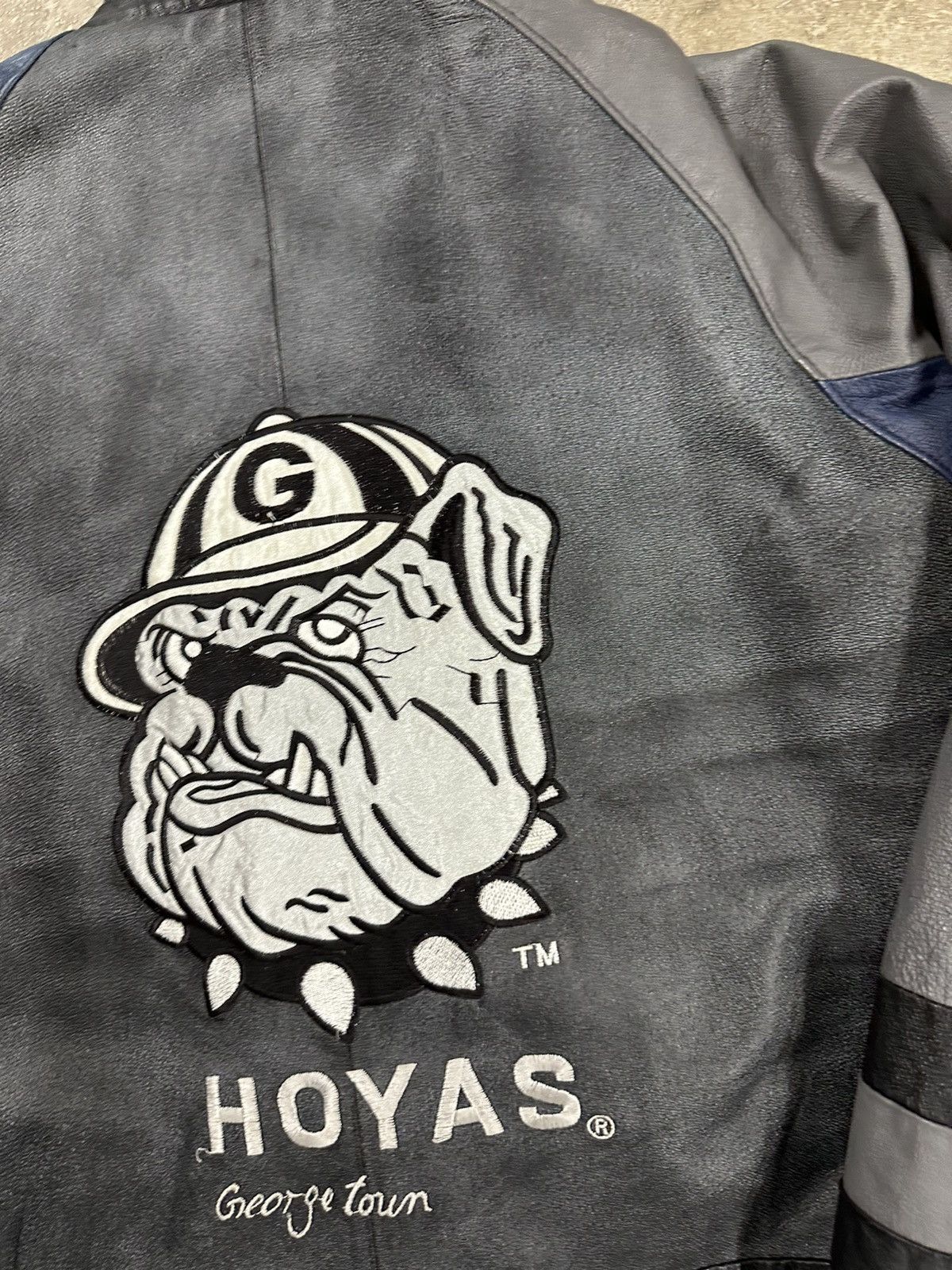 Vintage Vintage 90s Speedy Georgetown Hoyas Leather Chore Jacket Size US L / EU 52-54 / 3 - 8 Thumbnail