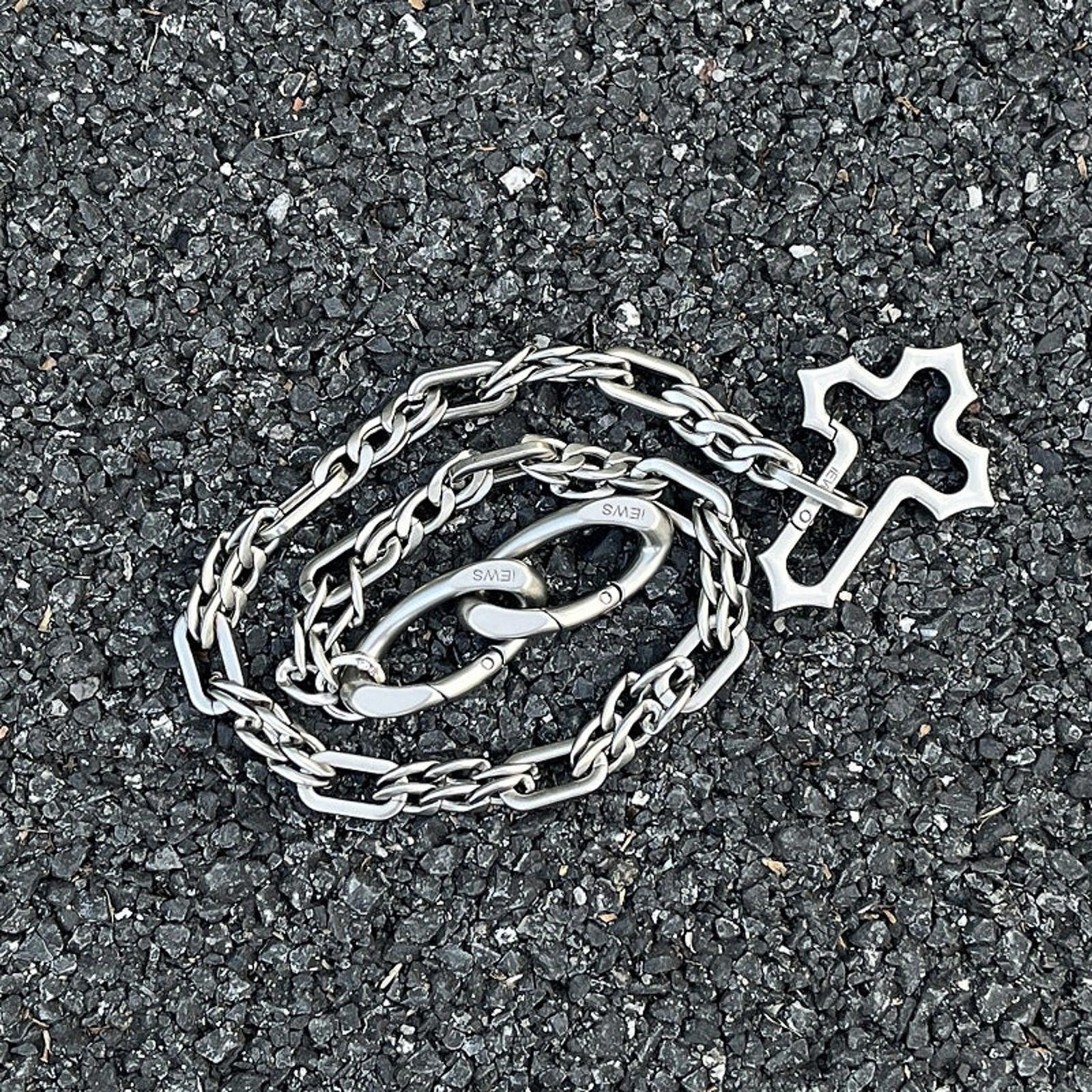 Jewelry Silver Chain Cross Men's Accessory, Gothic Style Size ONE SIZE - 4 Thumbnail