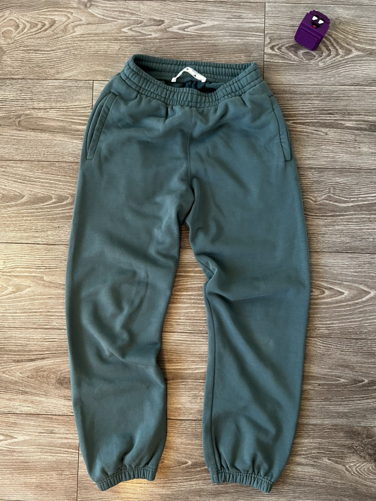 Off-White Off-White Rare Graphic Spray Logo Arrow Track Pants Size US 31 - 9 Thumbnail