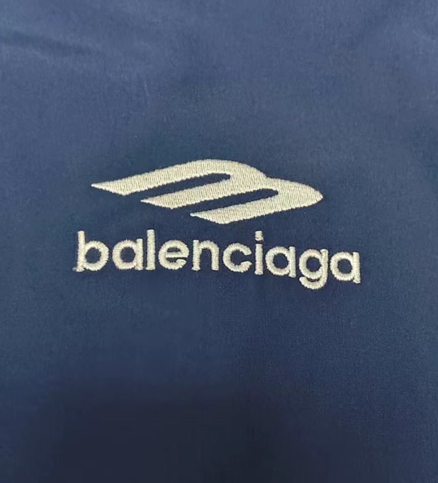 Balenciaga Balenciaga Summer 24 off shoulder 3B patchwork2412-Nextarrow Size US XS / EU 42 / 0 - 3 Thumbnail