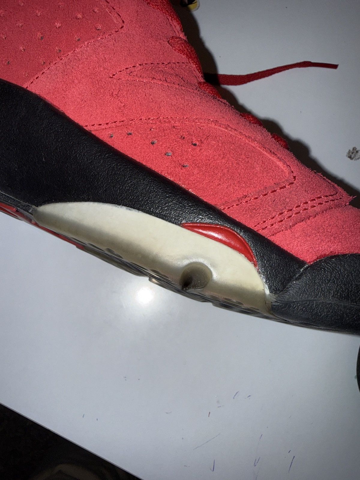 Nike Jordan 6 Toro Size US 9 / EU 42 - 14 Thumbnail