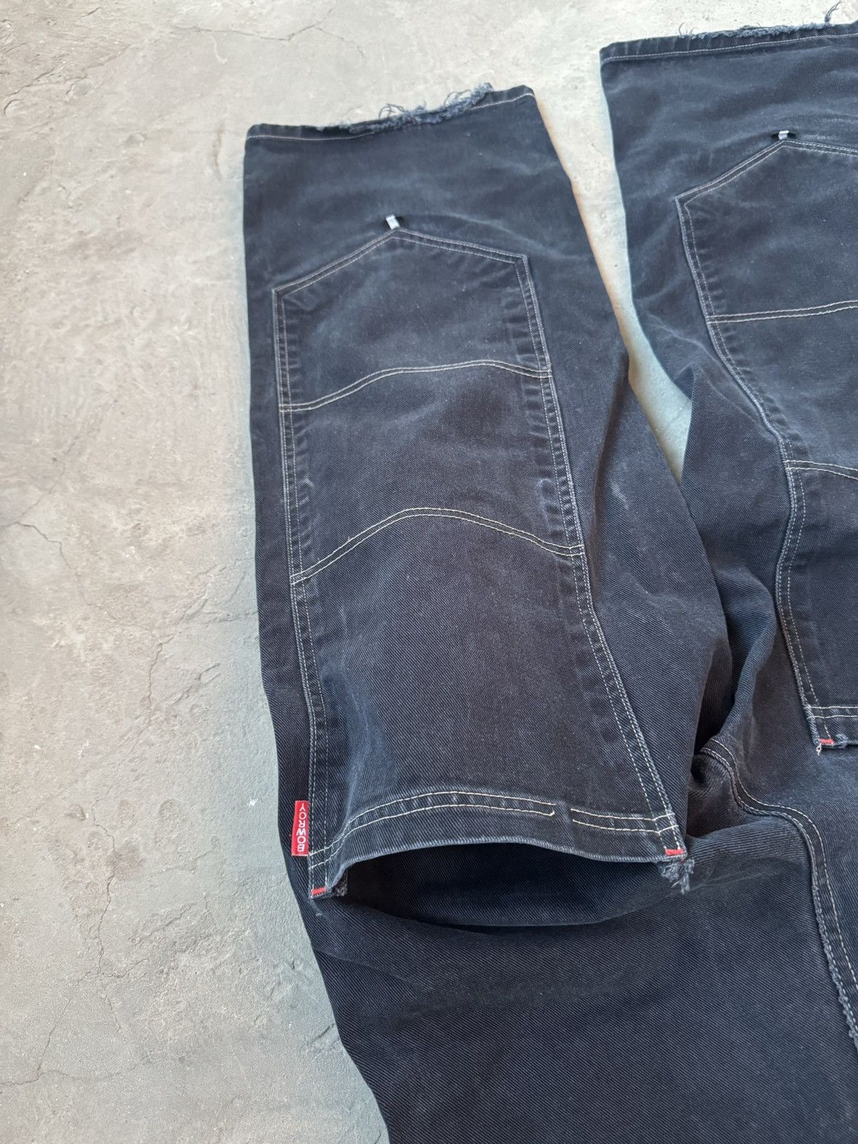Japanese Brand × Vintage Vintage Big Pockets Distressed Baggy Y2K Denim Pants Size US 31 - 13 Thumbnail