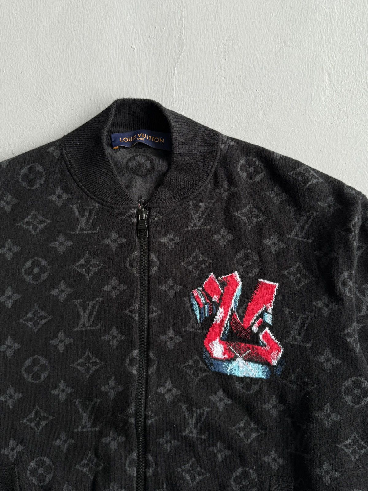 Louis Vuitton × Virgil Abloh Louis Vuitton - Graffiti Monogram Bomber Jacket Size US S / EU 44-46 / 1 - 3 Thumbnail