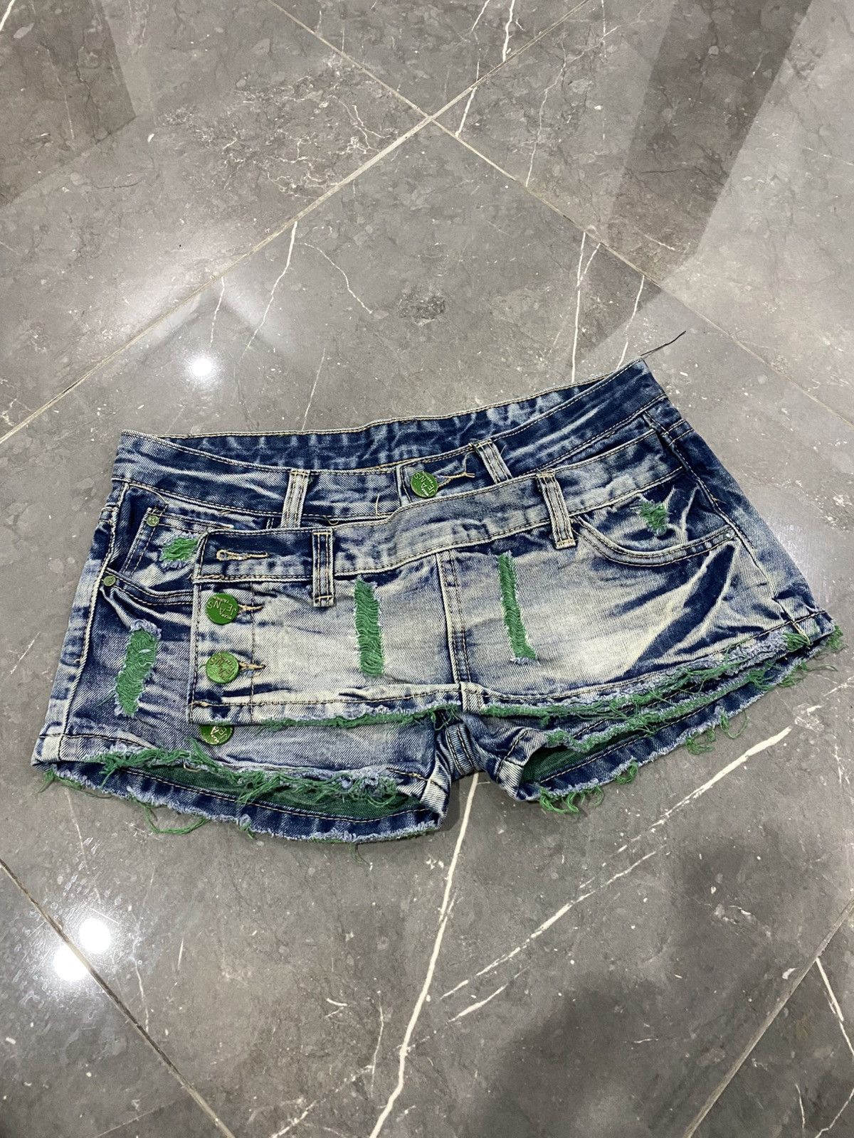 Beauty Beast Rodisdenim japanese archived ifsix beautybeast hysteric Size 29" - 2 Thumbnail
