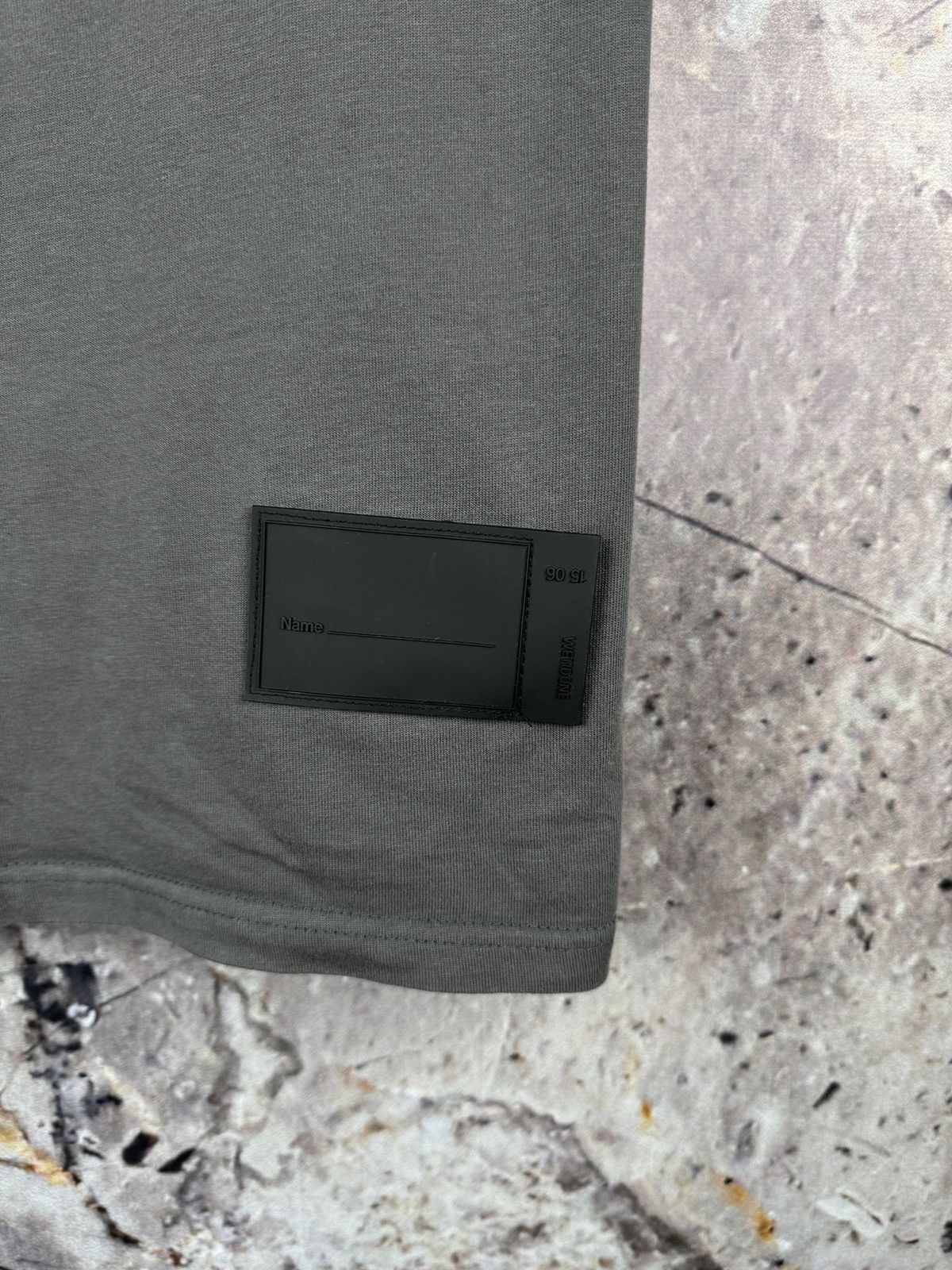 WE11DONE We11done Bandana Print T-Shirt Khaki Streetwear Graphic Tee Size US L / EU 52-54 / 3 - 15 Thumbnail