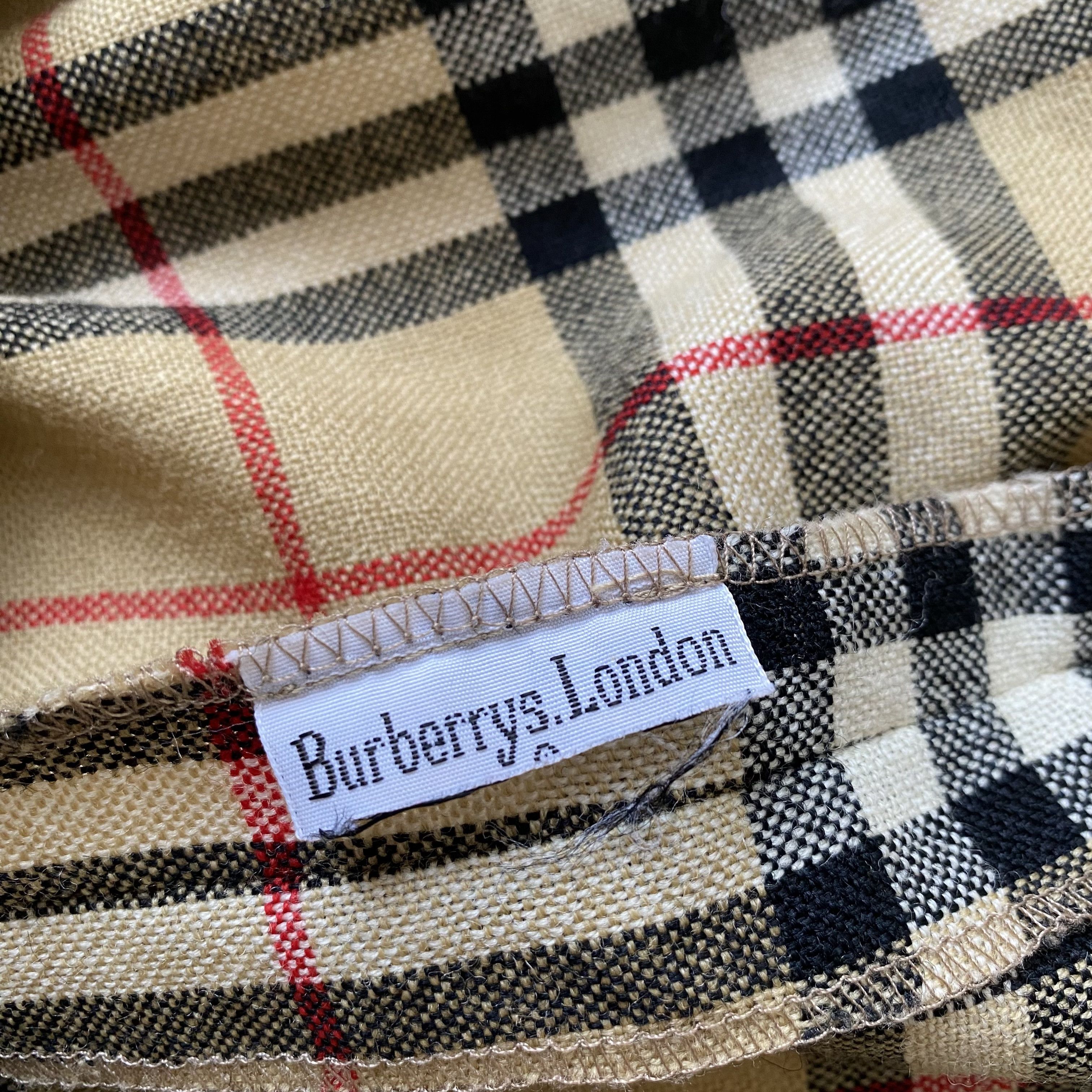 Burberry Vintage 80s Burberry wool Skirt Novacheck Size 30" / US 8 / IT 44 - 9 Thumbnail