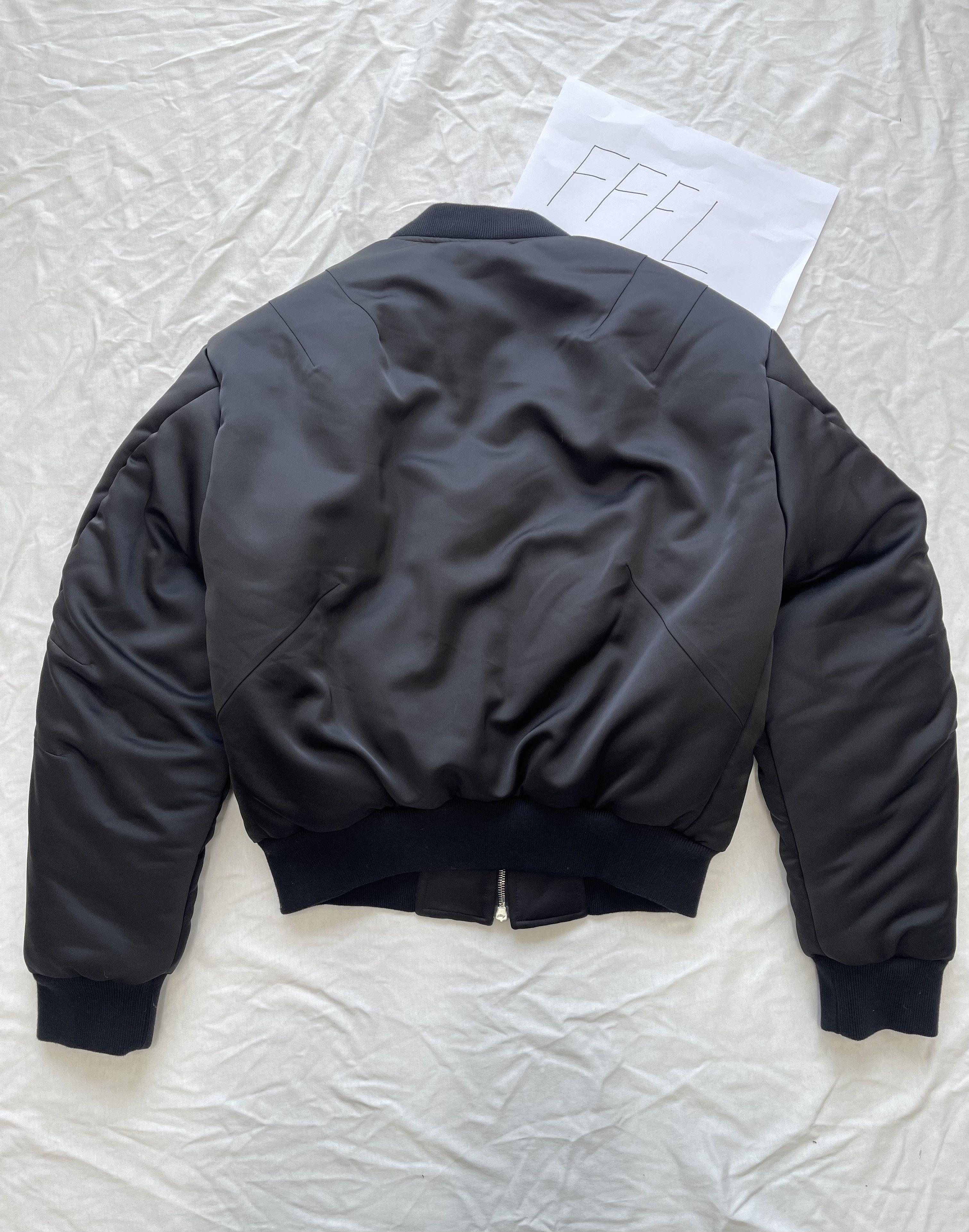VUJADE MAX SATIN PILLOW BOMBER JACKET　M Vuja De VUJADE MAX SATIN PILLOW BOMBER JACKET | Grailed