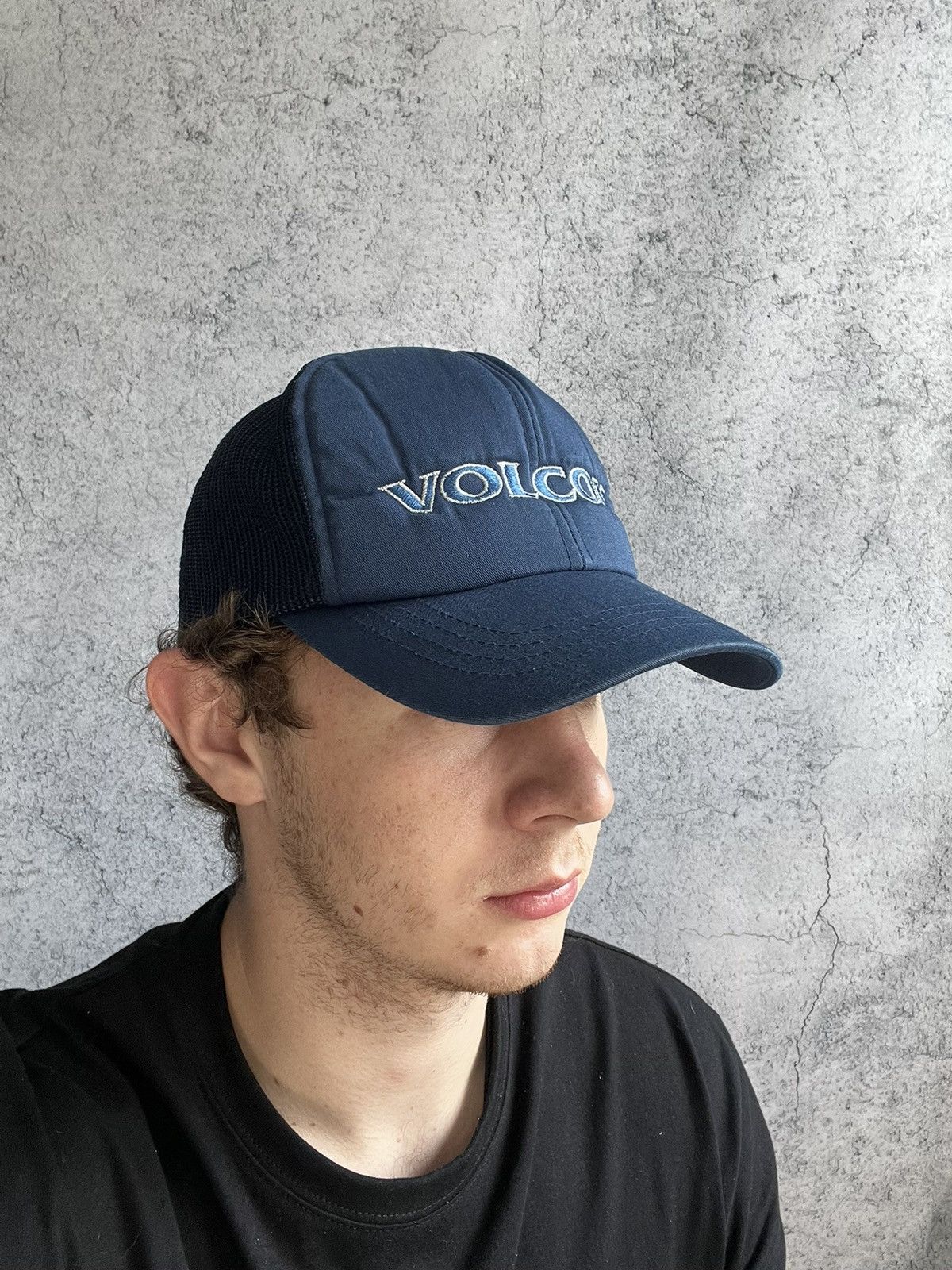 Volcom Volcom Vintage Trucker Cap Blue One Size Made In Korea Size ONE SIZE - 2 Thumbnail