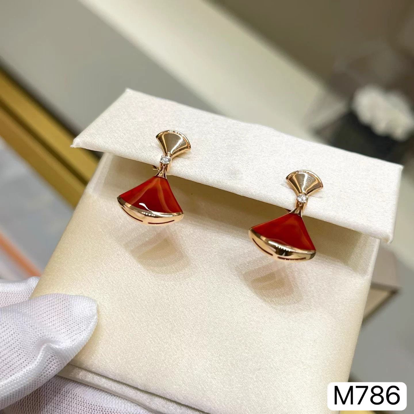 Bvlgari BVLGARI DIVAS’ DREAM Red Agate Earrings M786 New Size ONE SIZE - 7 Thumbnail