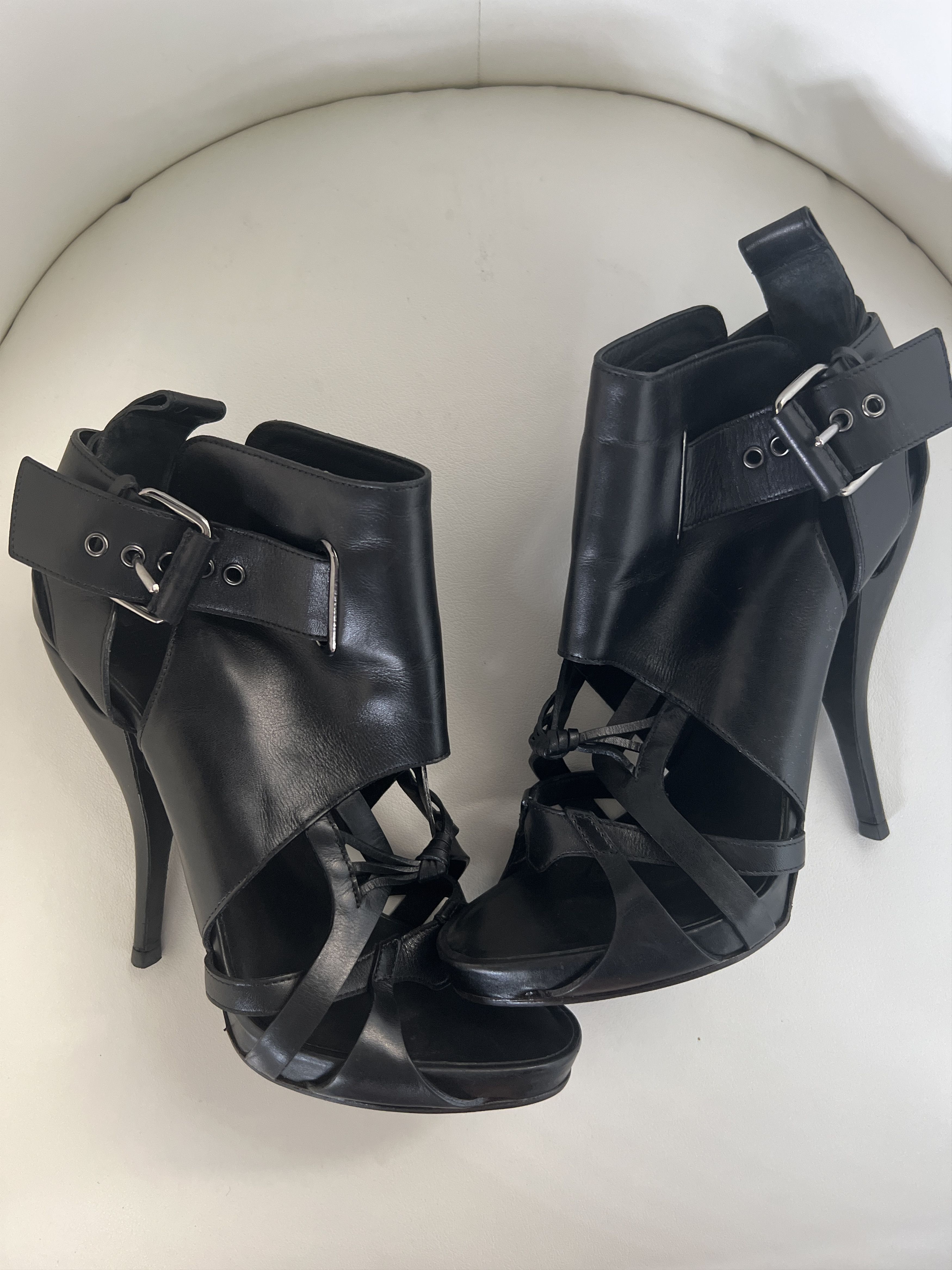 Givenchy Givenchy x Riccardo Tisci Ankle Glabdiator Size US 9.5 / IT 39.5 - 1 Thumbnail
