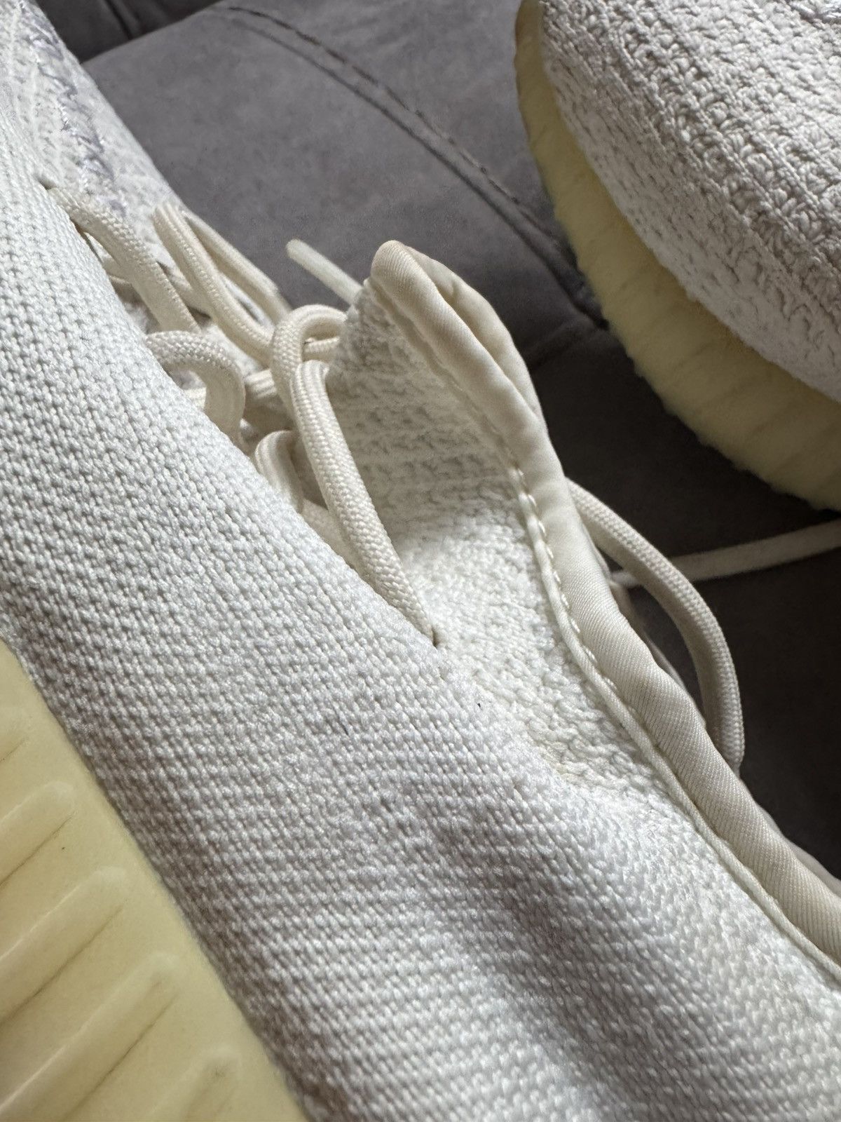 Yeezy YEEZY BOOST CP9366 sz US7.5 see all photos and description Size US 7.5 / EU 40-41 - 21 Thumbnail
