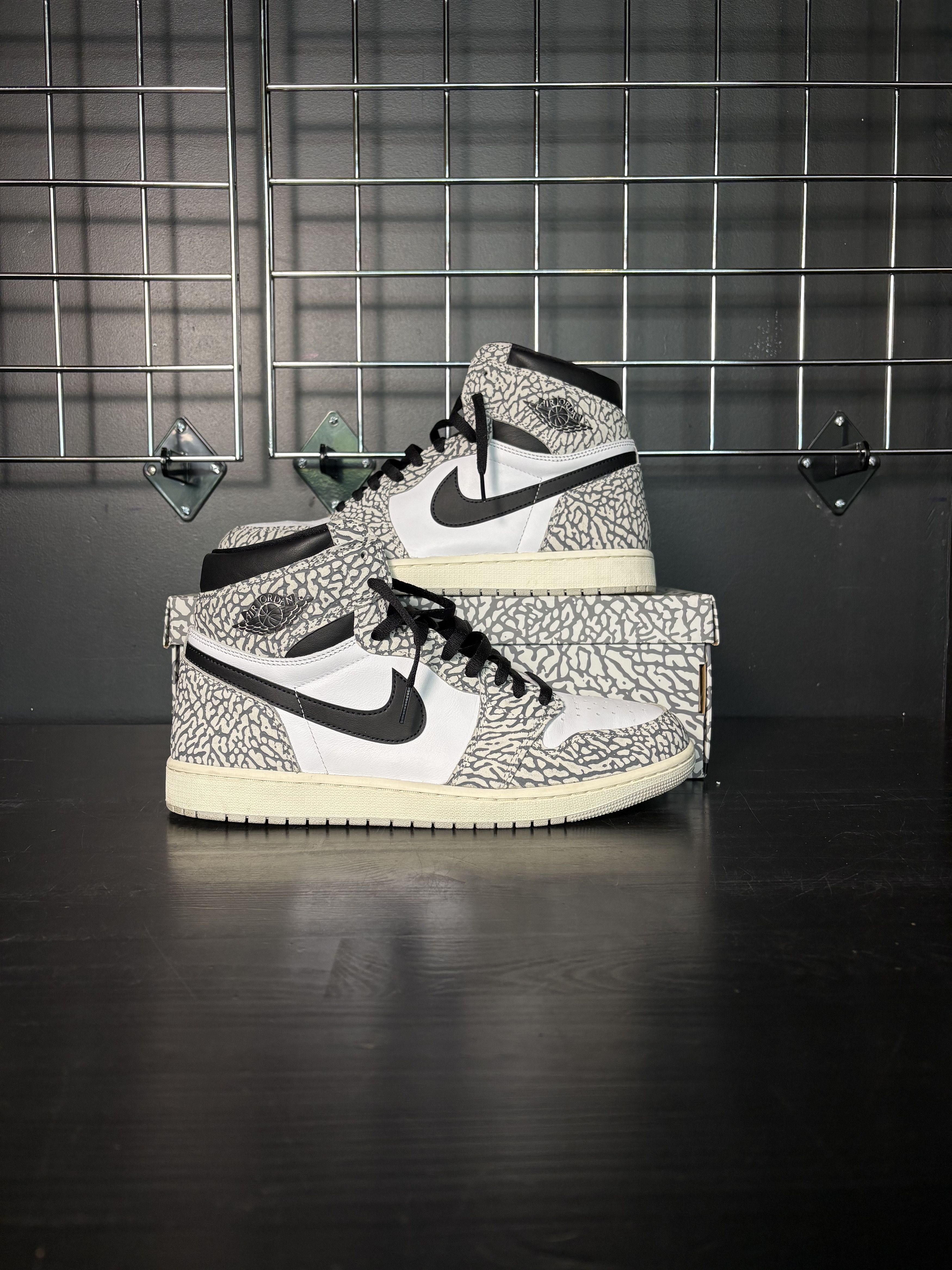 Jordan Brand Air Jordan 1 Retro High OG "White Cement" **PRE-OWNED** - Size 13 Size US 13 / EU 46 - 1 Thumbnail
