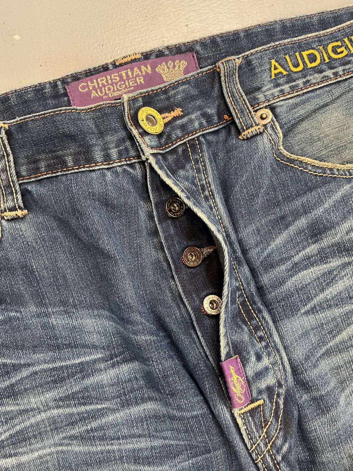 Christian Audigier × Ed Hardy × Vintage Vintage Christian Audigier goddess embroidered denim Size US 38 / EU 54 - 6 Thumbnail