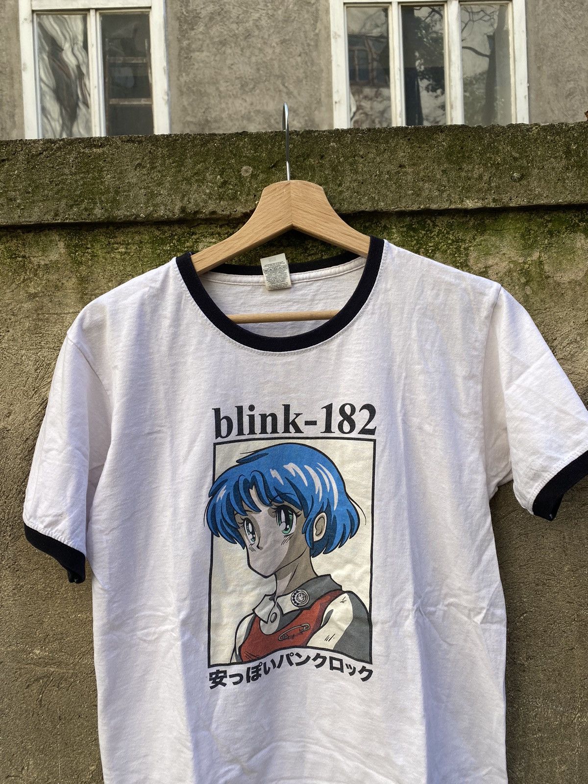 Anime × Band Tees Vintage Blink 182 Anime Ranma 1/2 Band T-Shirt Size US M / EU 48-50 / 2 - 2 Thumbnail
