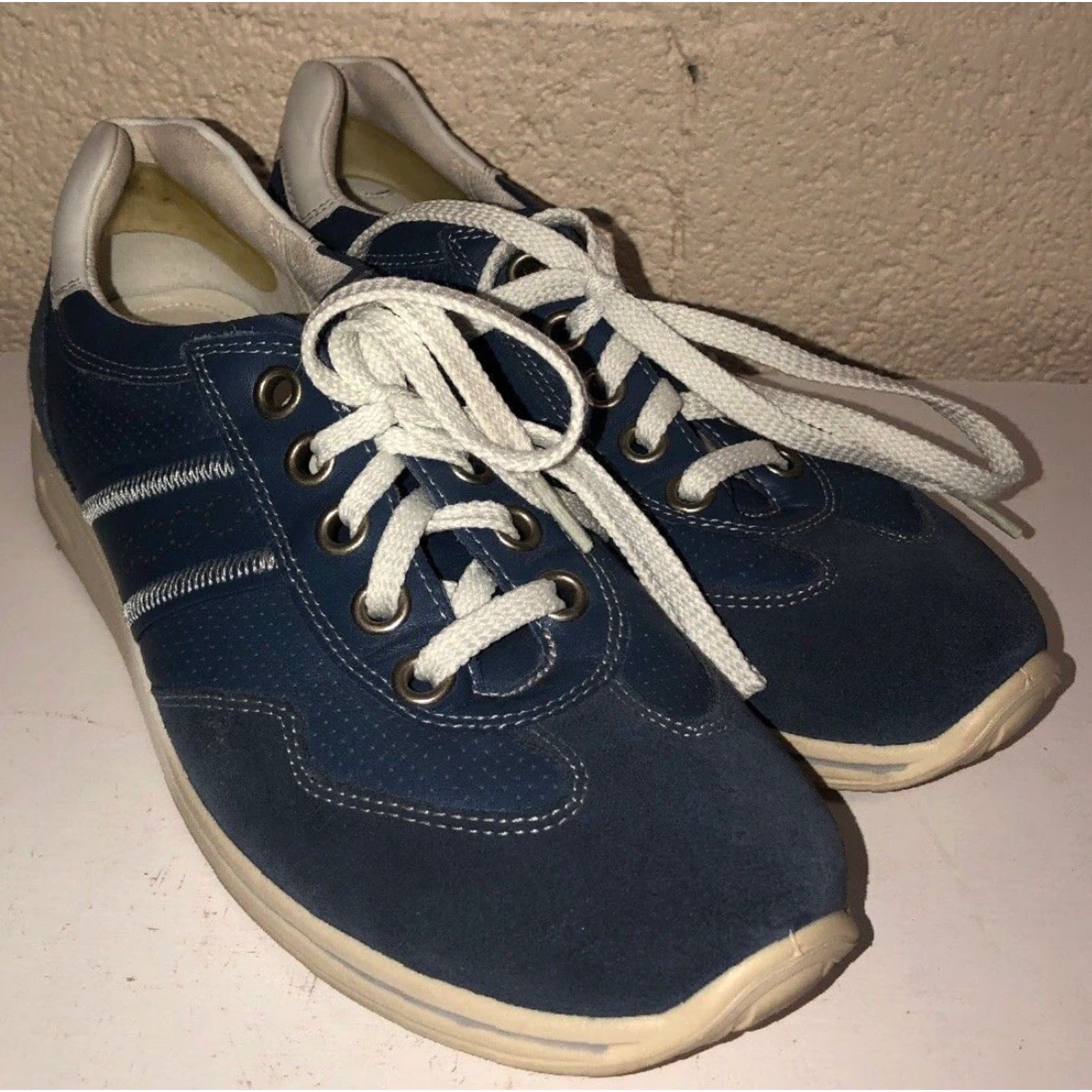 Ecco Ecco Sneakers Women's Athletic Comfort Blue White EUR 40 Size 9.5 US 9.5 Womens Colorful Shoes Size US 10 / IT 40 - 2 Thumbnail