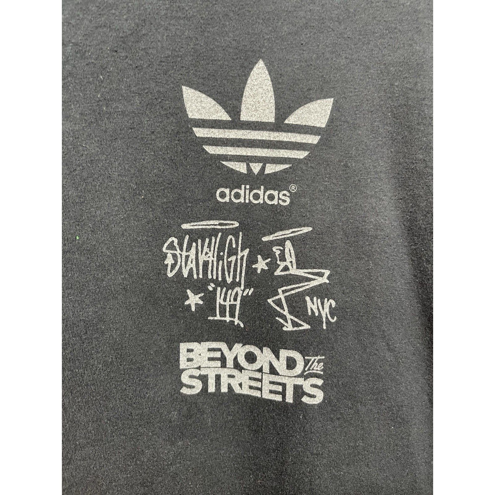 Adidas Adidas Beyond The Streets NYC 2019 T-Shirt XL Black Graffiti Size US XL / EU 56 / 4 - 3 Thumbnail
