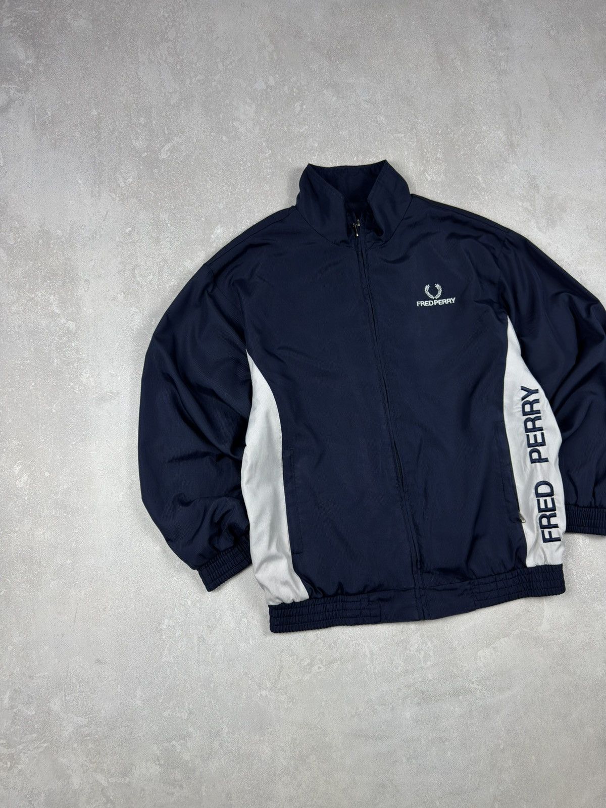 Fred Perry Vintage Fred Perry Regular Size Tracksuits Nylon Jacket Size US L / EU 52-54 / 3 - 2 Thumbnail