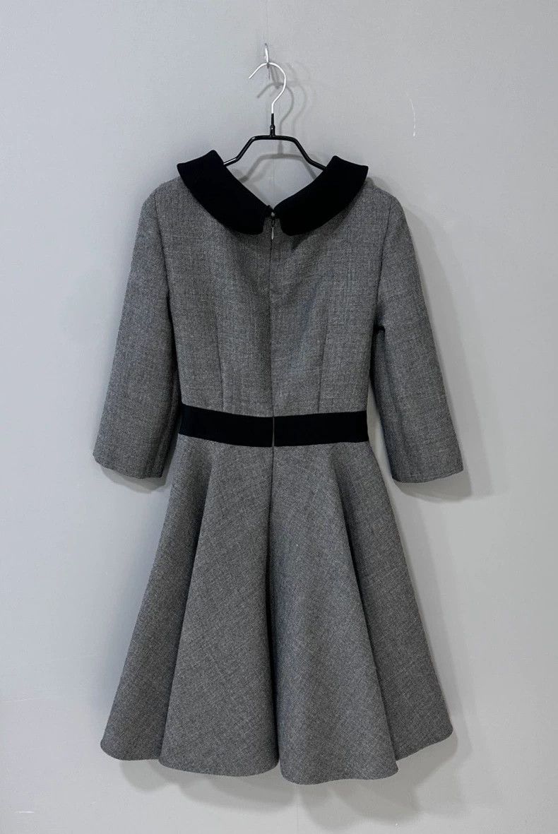 Prada Prada Small lapel dress 2504-Nextarrow Size XS / US 0-2 / IT 36-38 - 3 Thumbnail