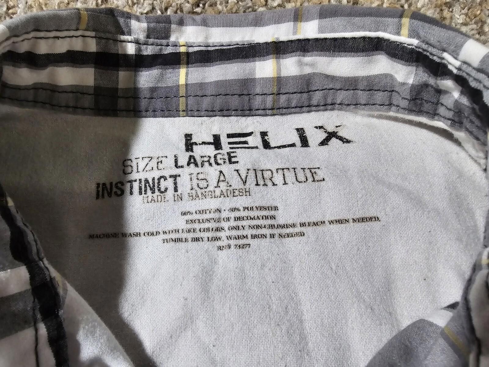 Helix Helix Boys Short Sleeve Large Double Pocket Plaid Gray Size US L / EU 52-54 / 3 - 3 Thumbnail