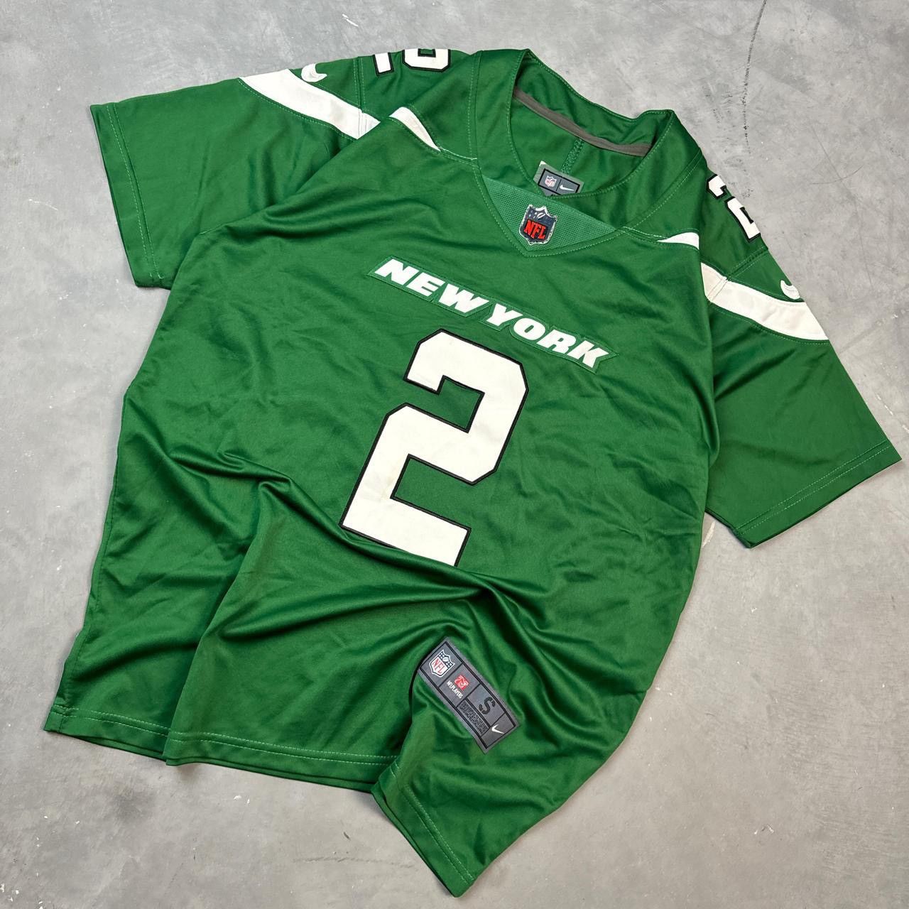 NFL New York Jets Russel Wilson Jersey Size US S / EU 44-46 / 1 - 1 Thumbnail