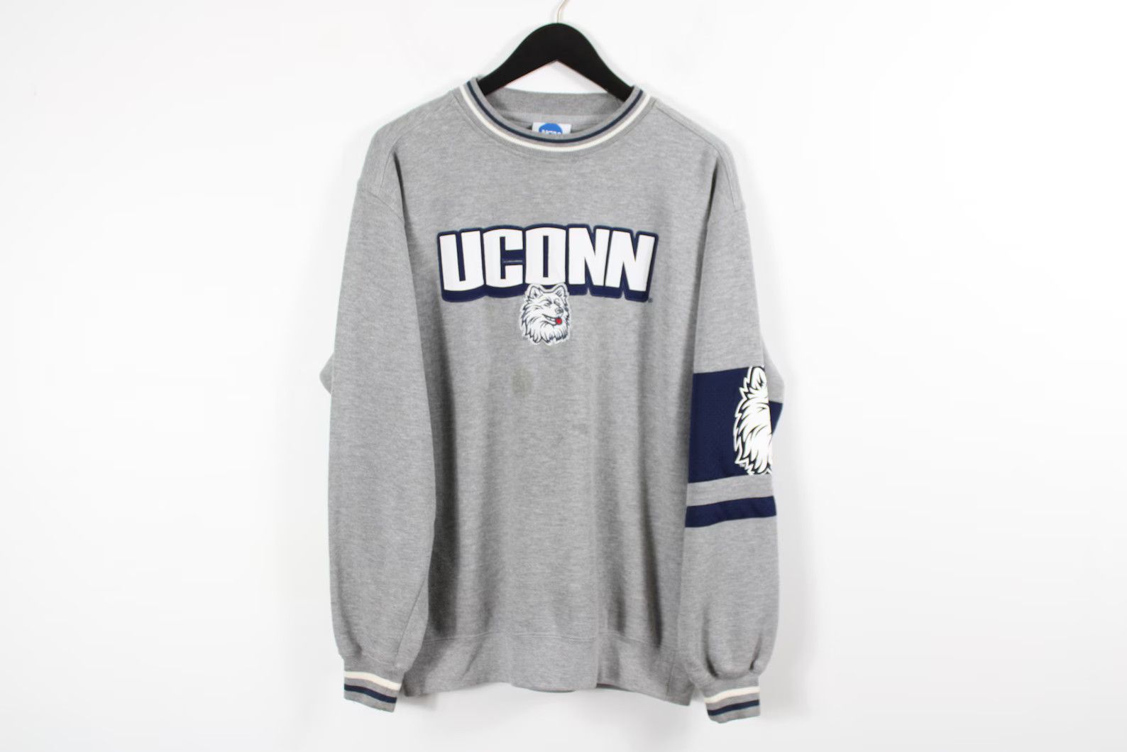 image of Uconn Huskies Sweater / Vintage NCAA Uconn Sweatshirt in Grey, Men's (Size XL)