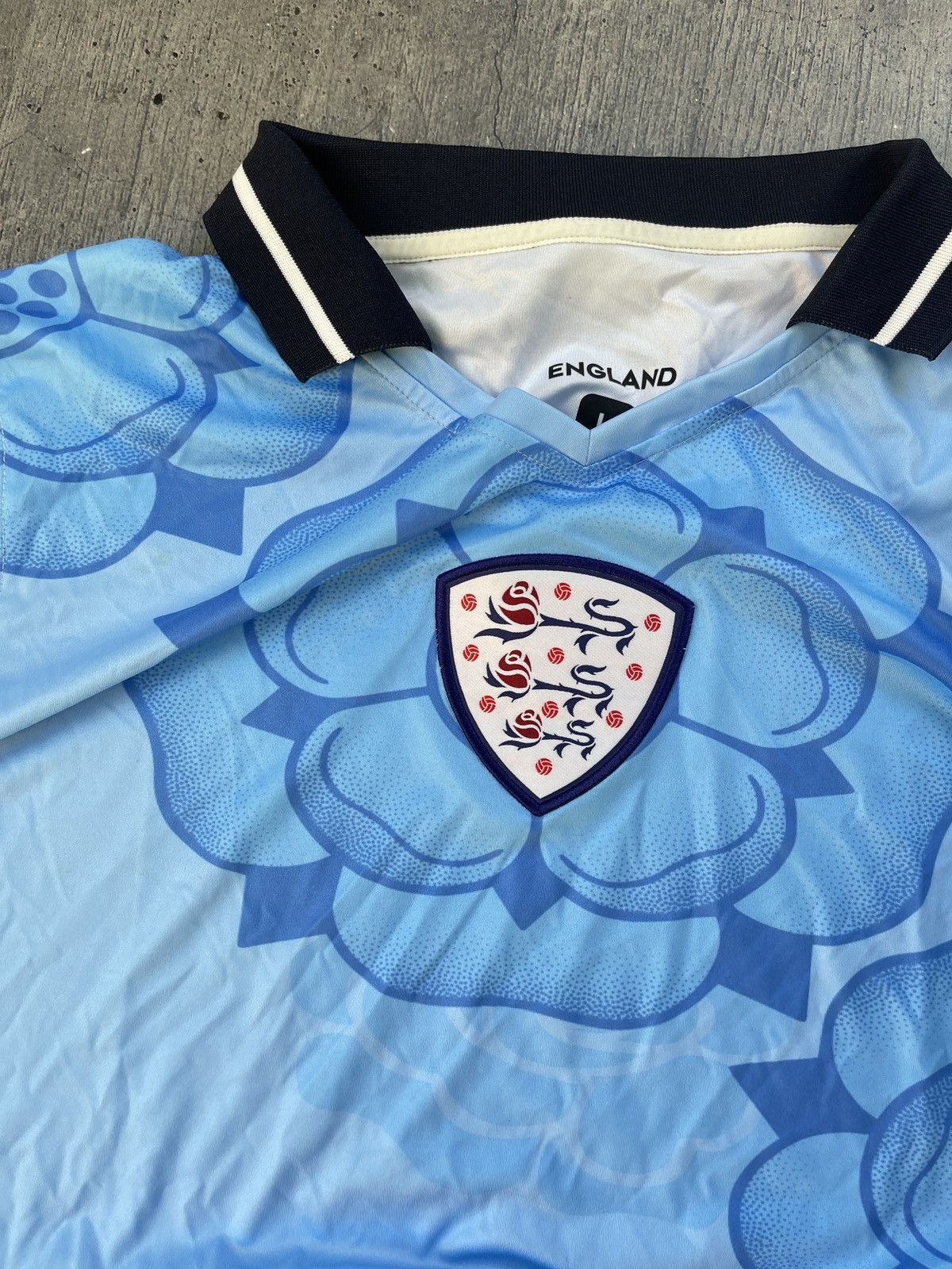 Vintage soft blue jersey England Size US L / EU 52-54 / 3 - 4 Thumbnail