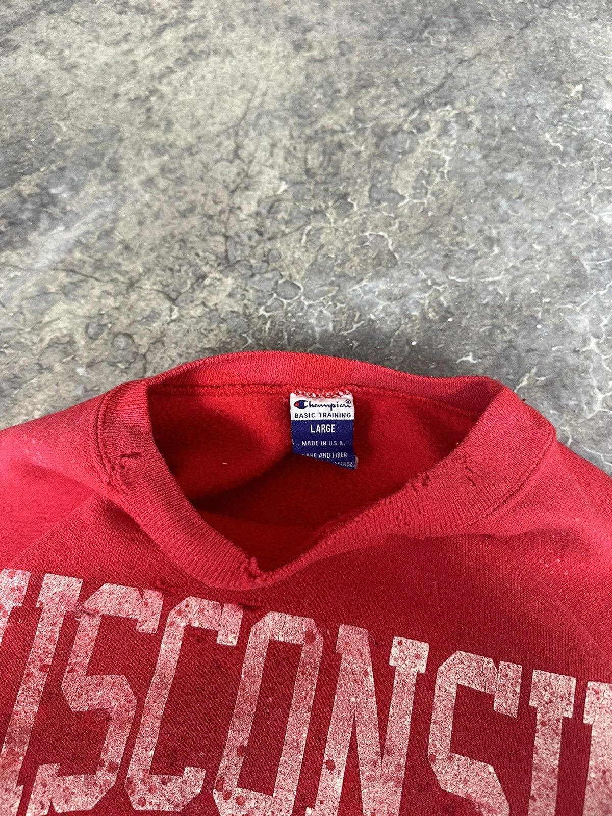 Champion × Vintage Vintage Thrashed Wisconsin Crewneck Size US L / EU 52-54 / 3 - 4 Thumbnail