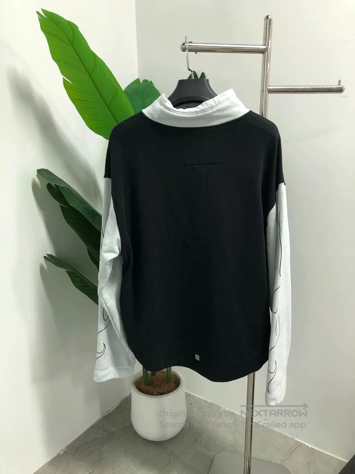Givenchy Givenchy Long Sleeve Dragon Logo Sweatshirt. Size US XXL / EU 58 / 5 - 2 Thumbnail
