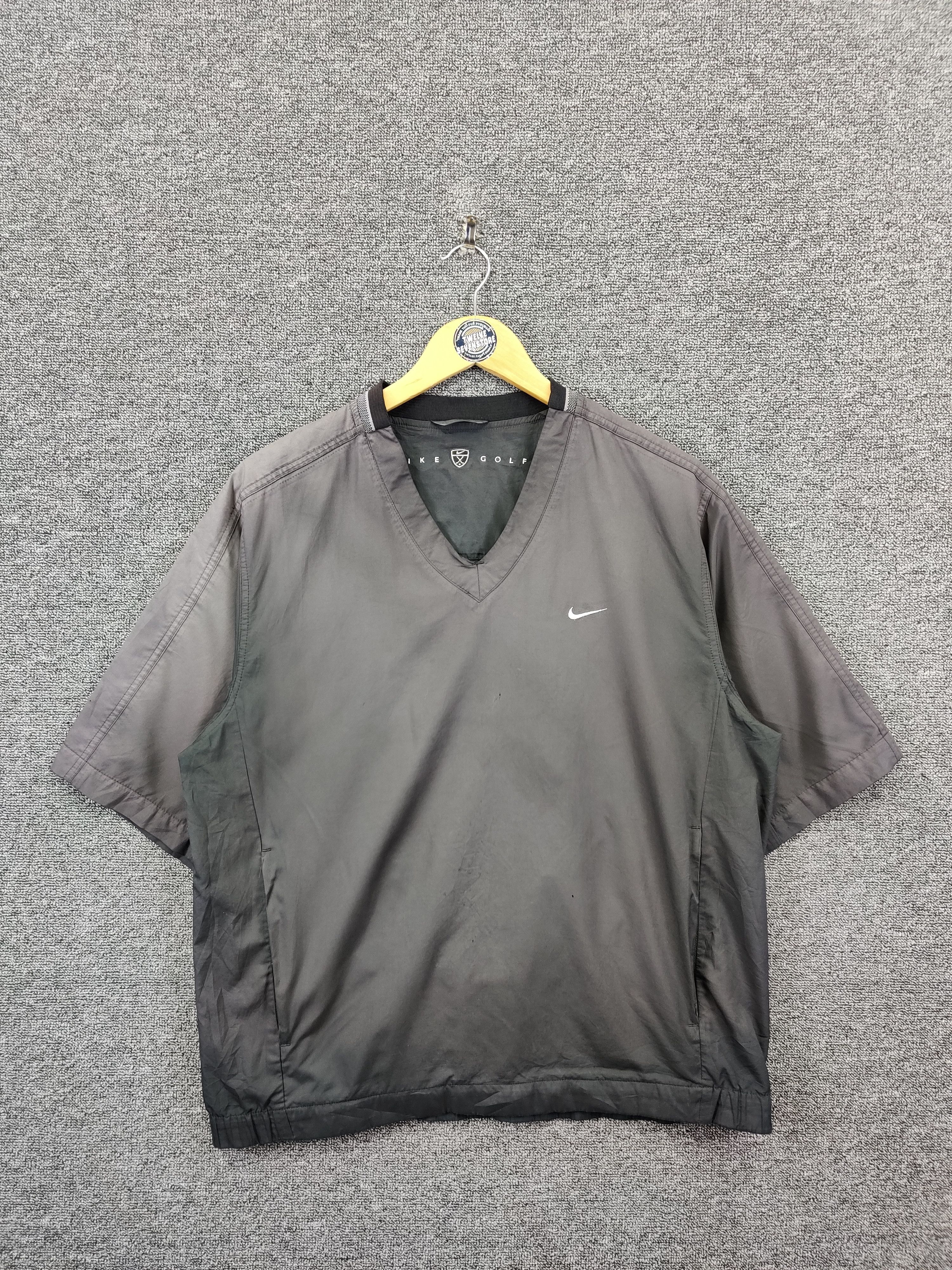 Nike Vintage Nike Golf Small Swoosh V Neck Tee Tshirt Size US M / EU 48-50 / 2 - 1 Thumbnail