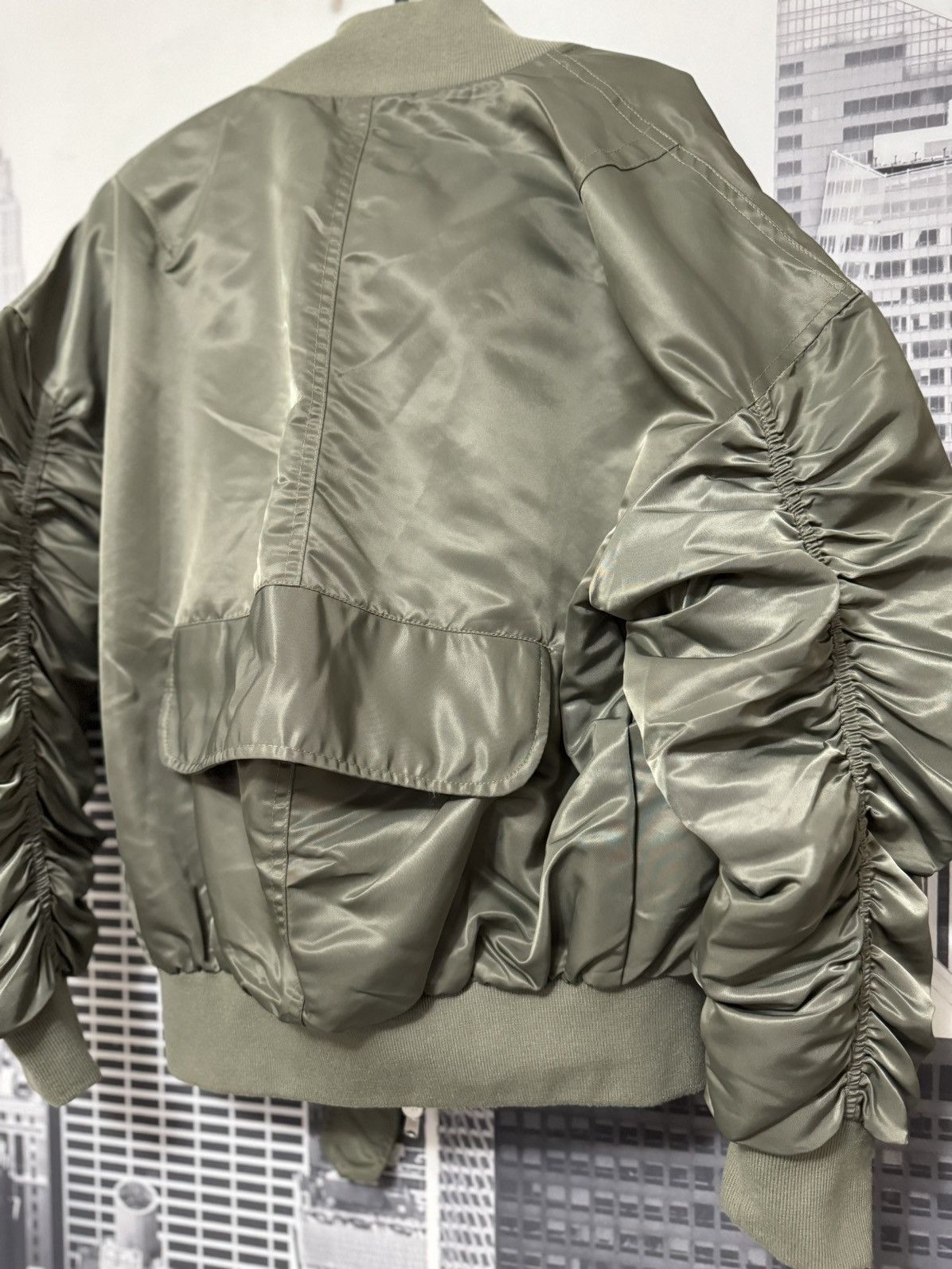 Fear of God × SSENSE 🔥SSENSE x Fear of God Fourth Collection Bomber Olive SZ S Size US S / EU 44-46 / 1 - 15 Thumbnail